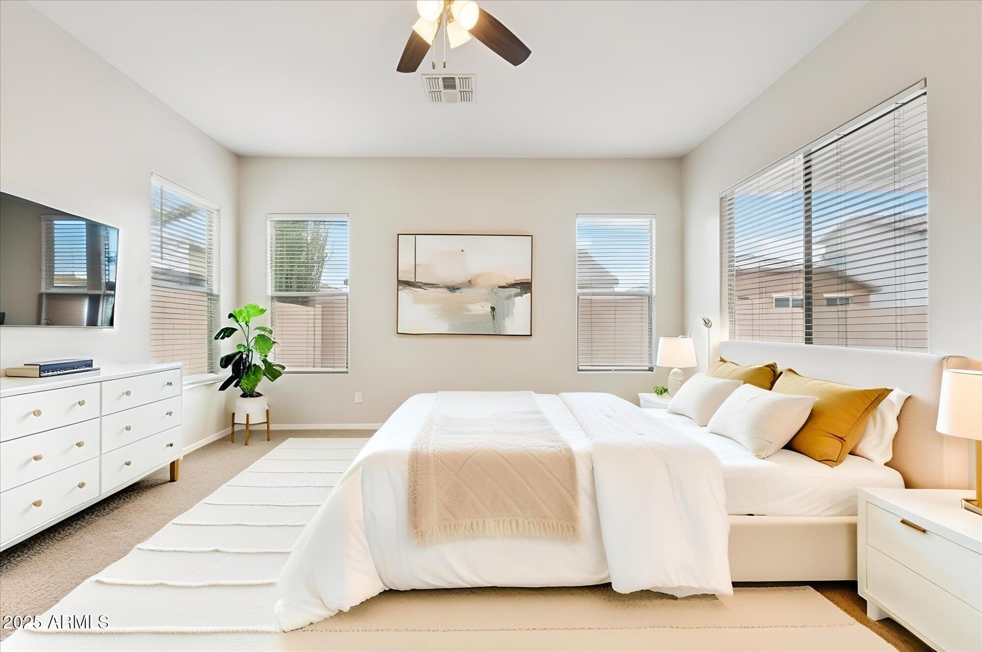 3237 W GALVIN Street