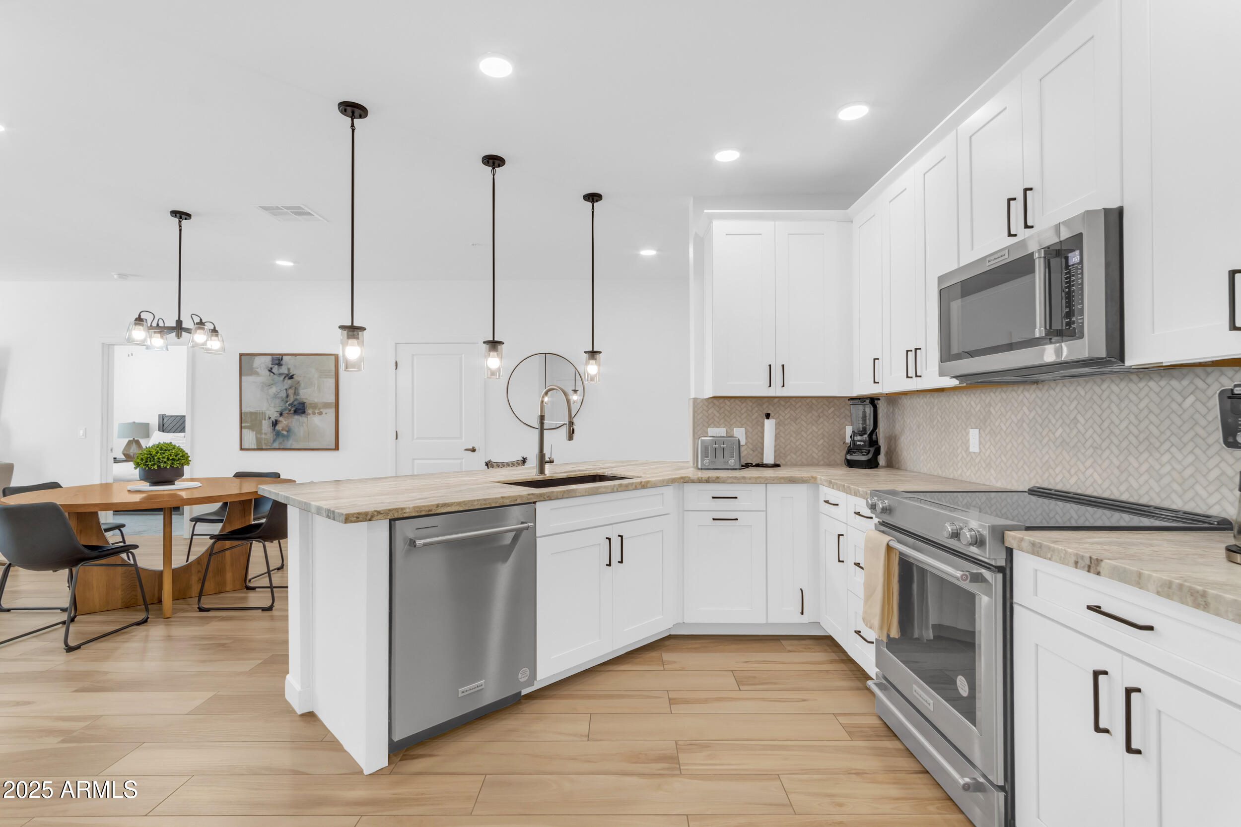 2511 W QUEEN CREEK Road, 165