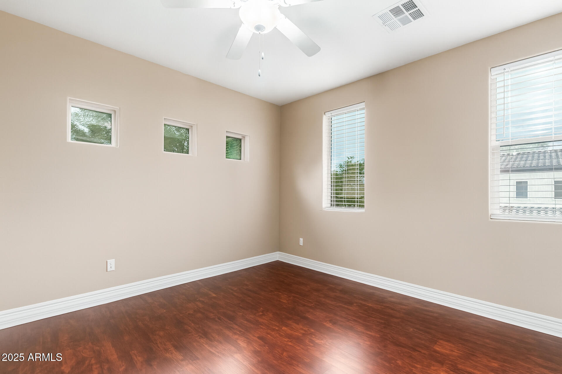 2821 S SKYLINE Drive, 107