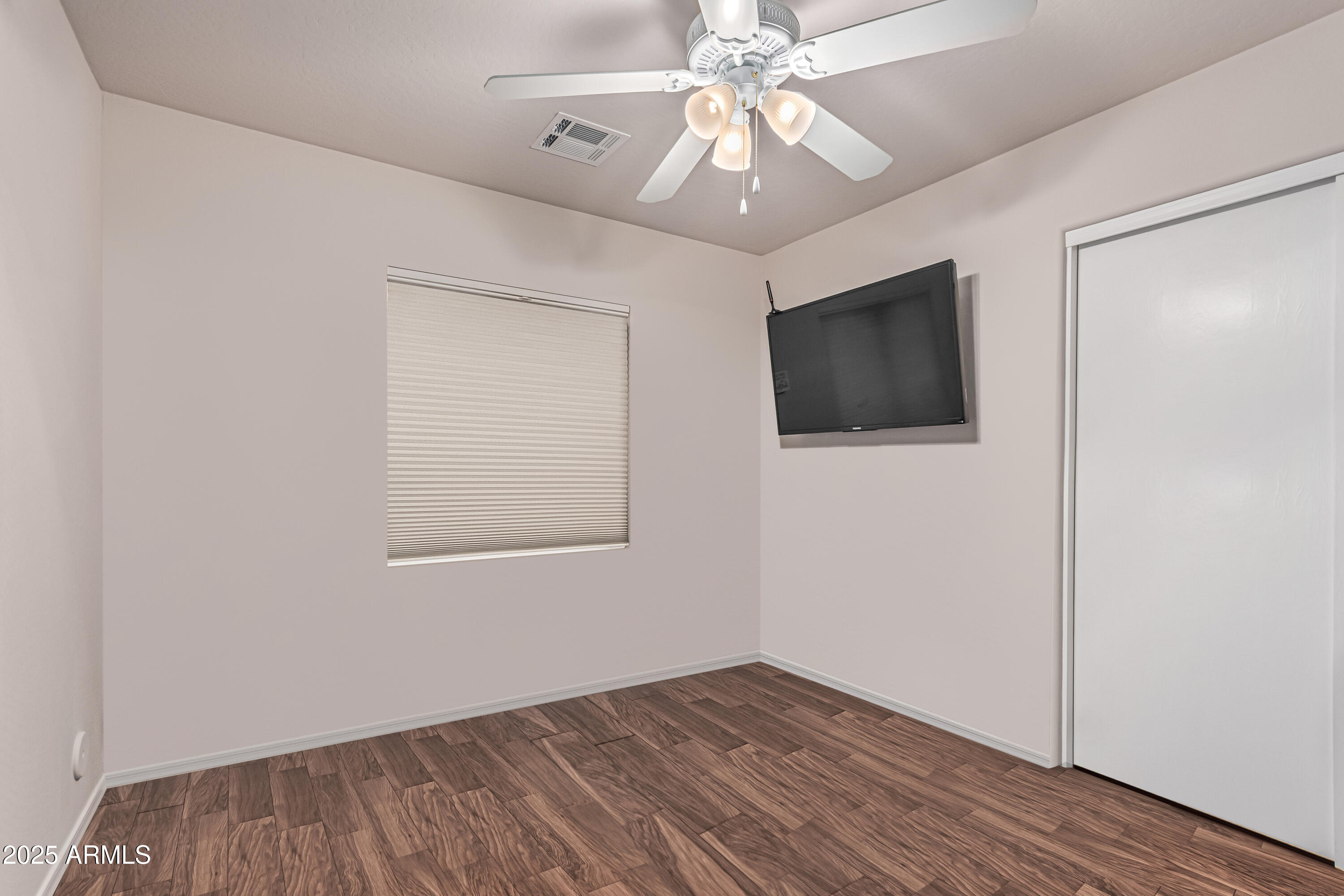 2826 W LA SALLE Street