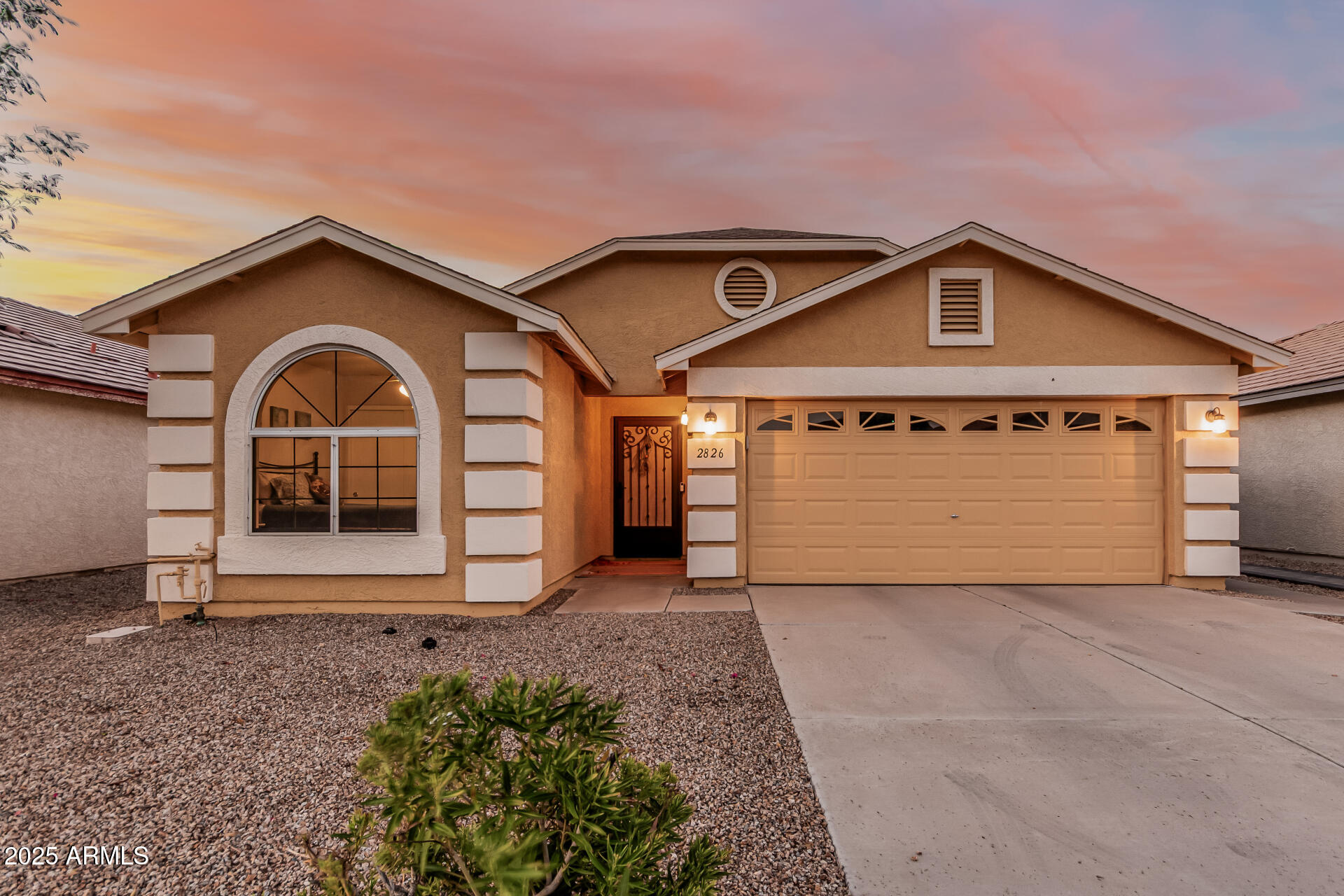 2826 W LA SALLE Street