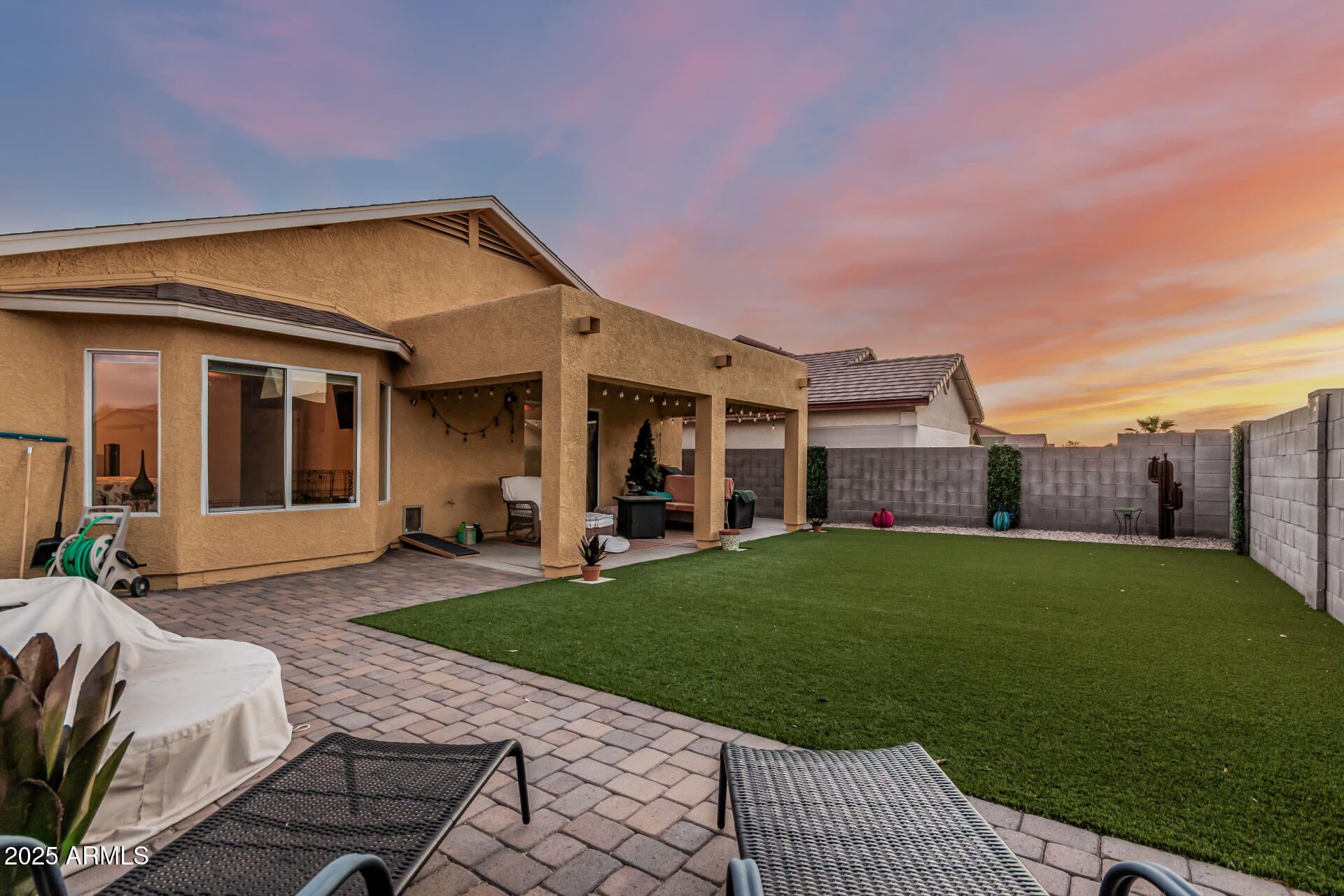 2826 W LA SALLE Street