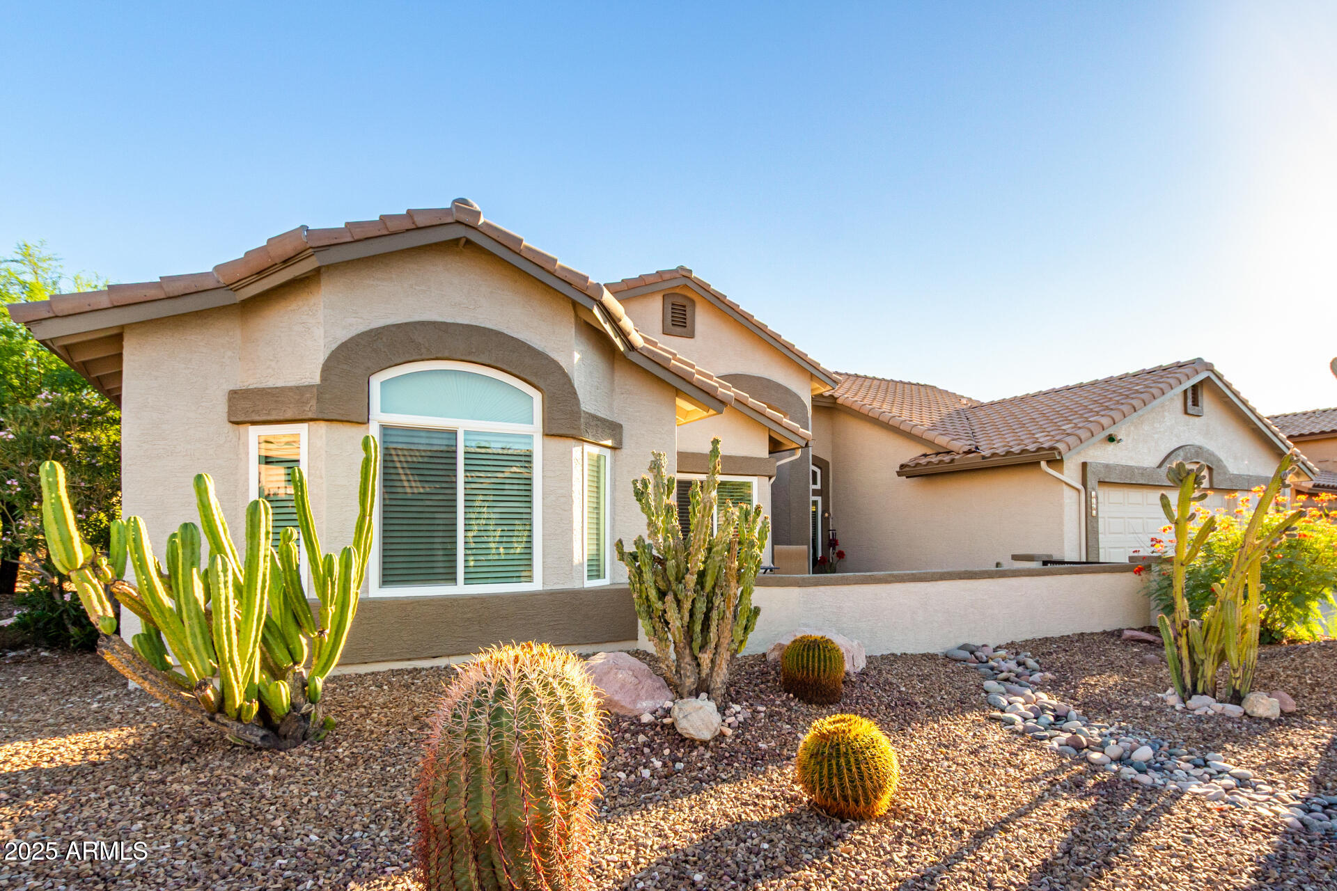 8807 E SAGUARO BLOSSOM Road