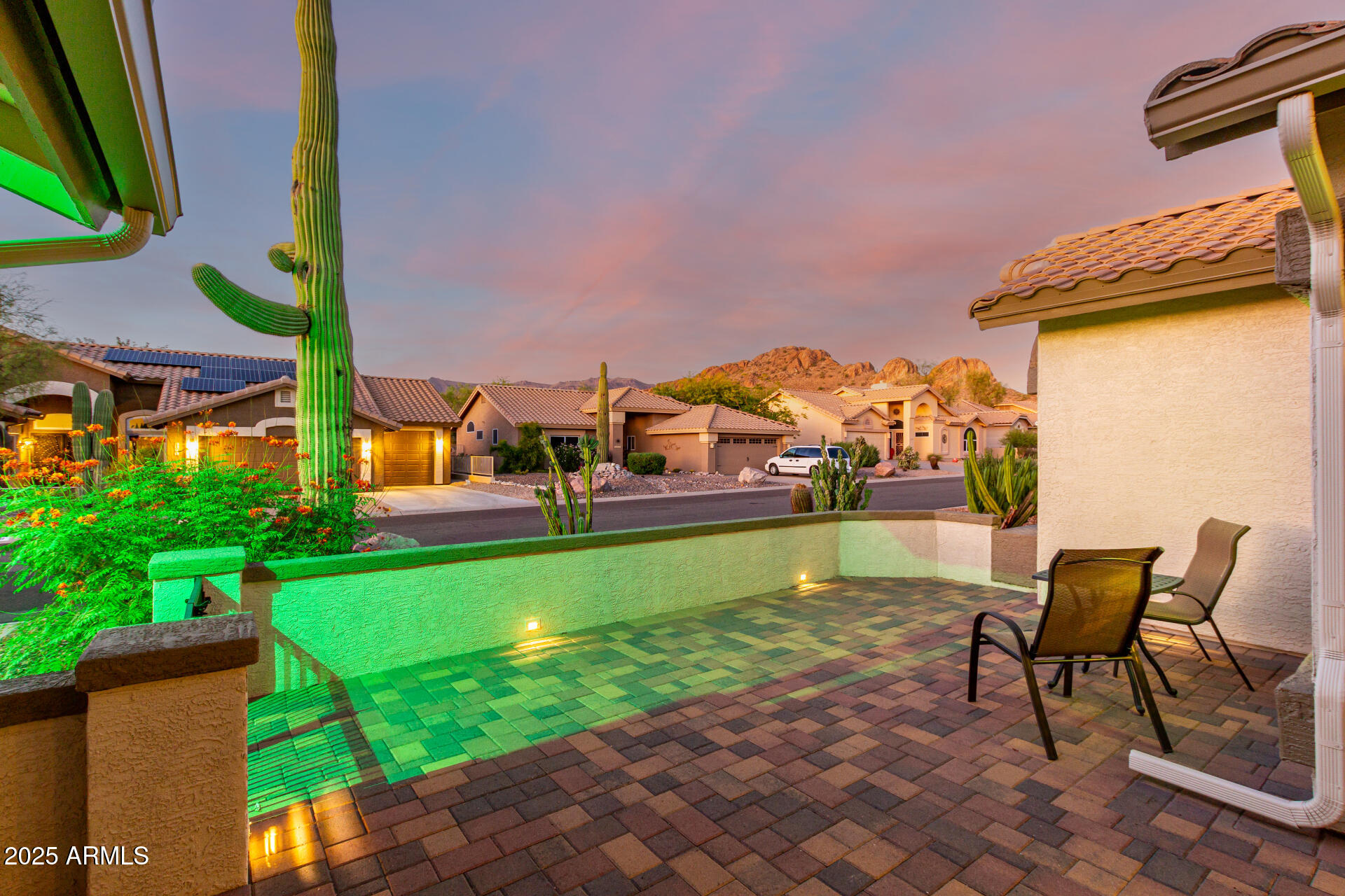 8807 E SAGUARO BLOSSOM Road