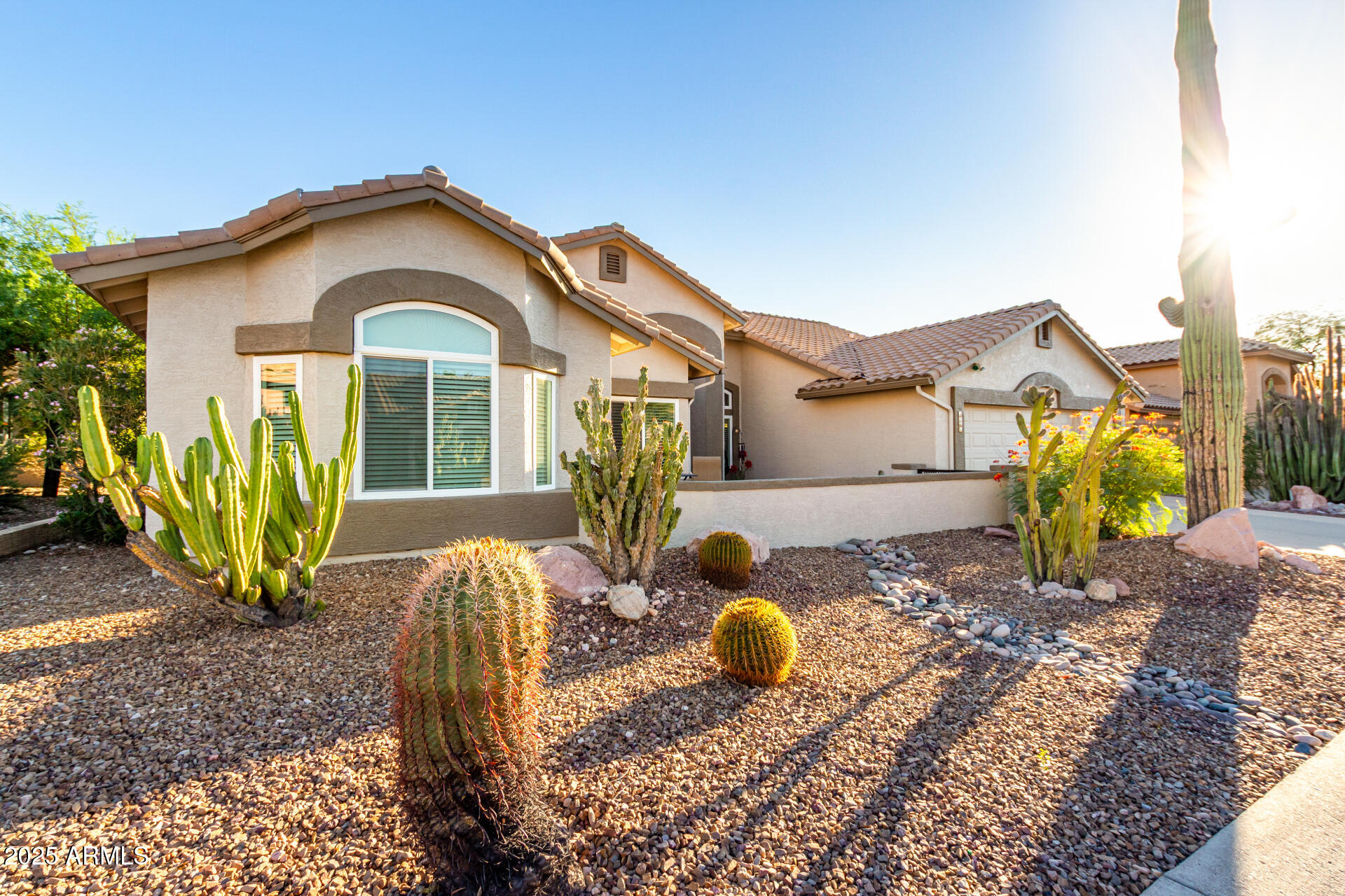 8807 E SAGUARO BLOSSOM Road
