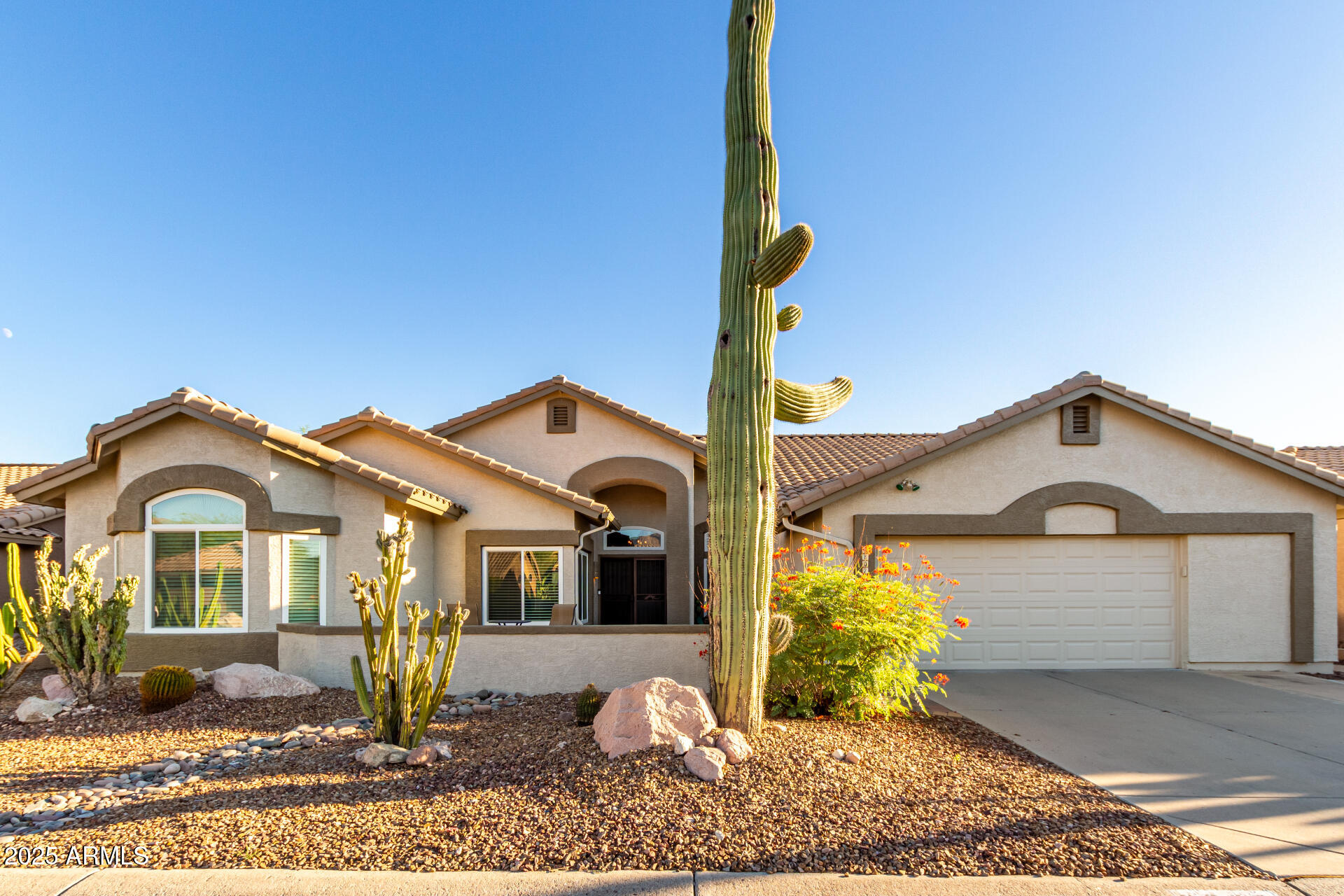 8807 E SAGUARO BLOSSOM Road