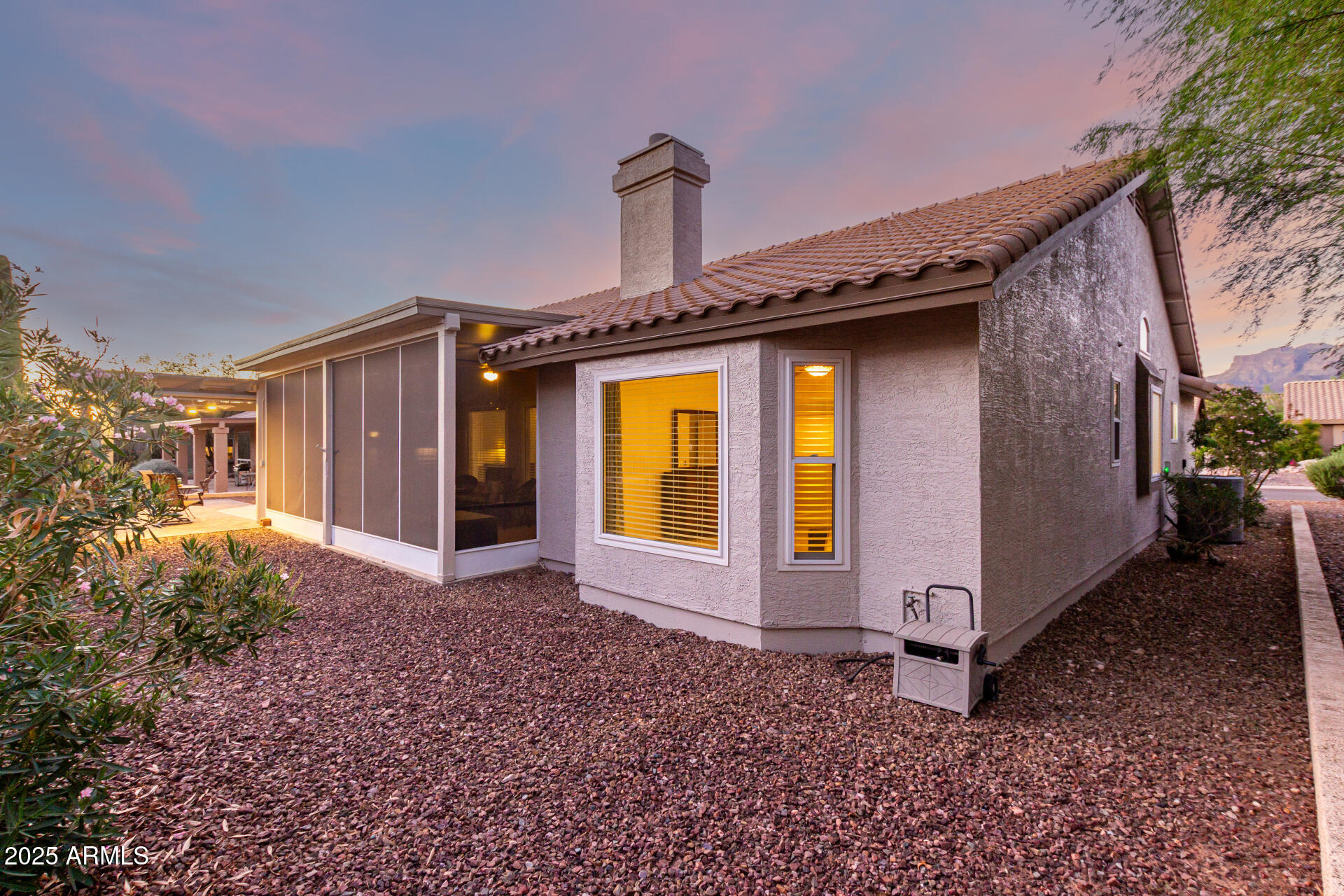 8807 E SAGUARO BLOSSOM Road