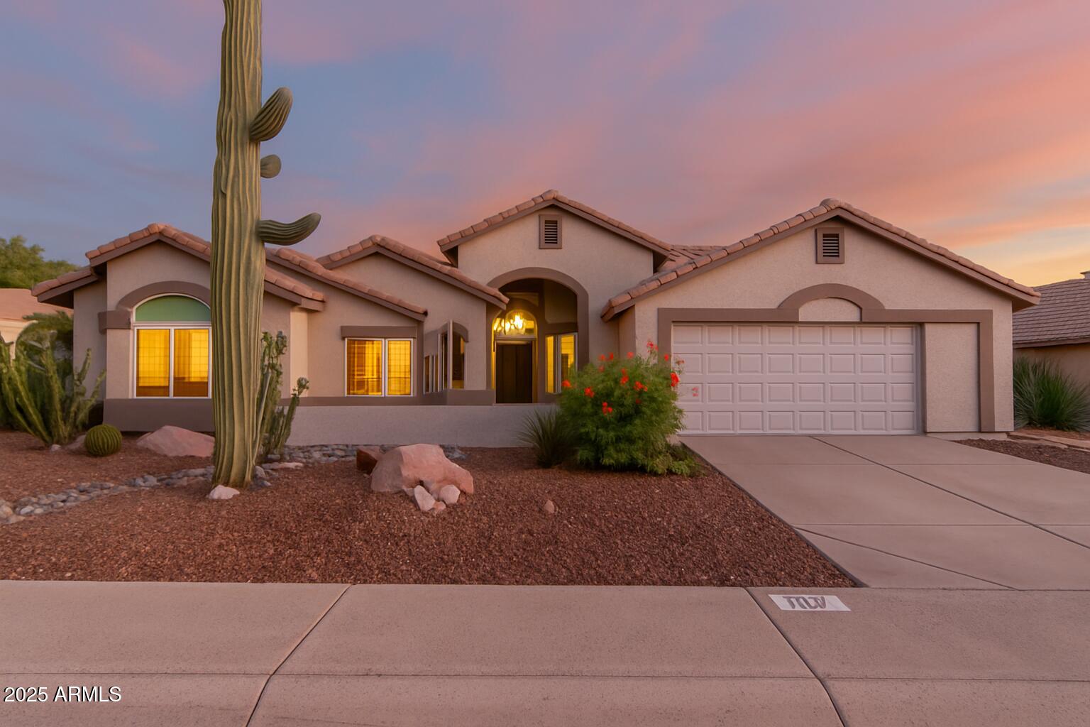 8807 E SAGUARO BLOSSOM Road