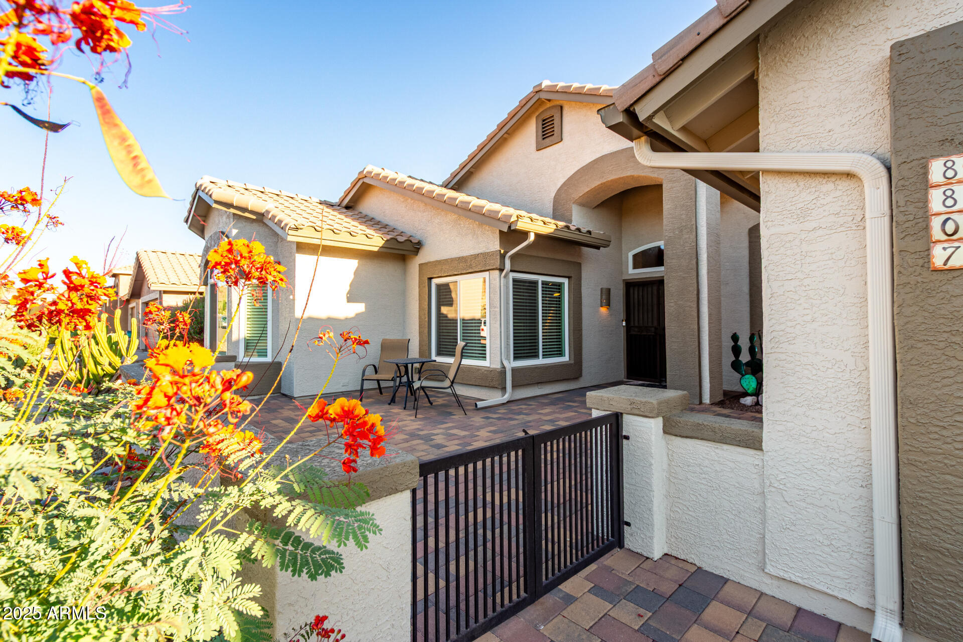 8807 E SAGUARO BLOSSOM Road