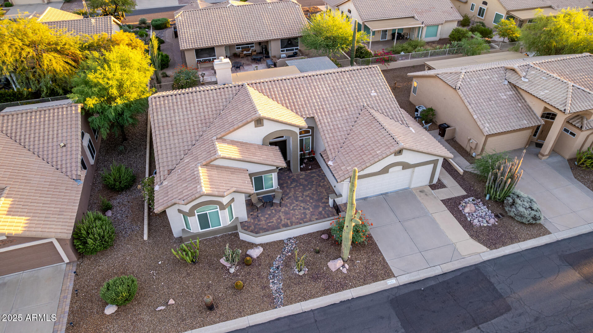 8807 E SAGUARO BLOSSOM Road