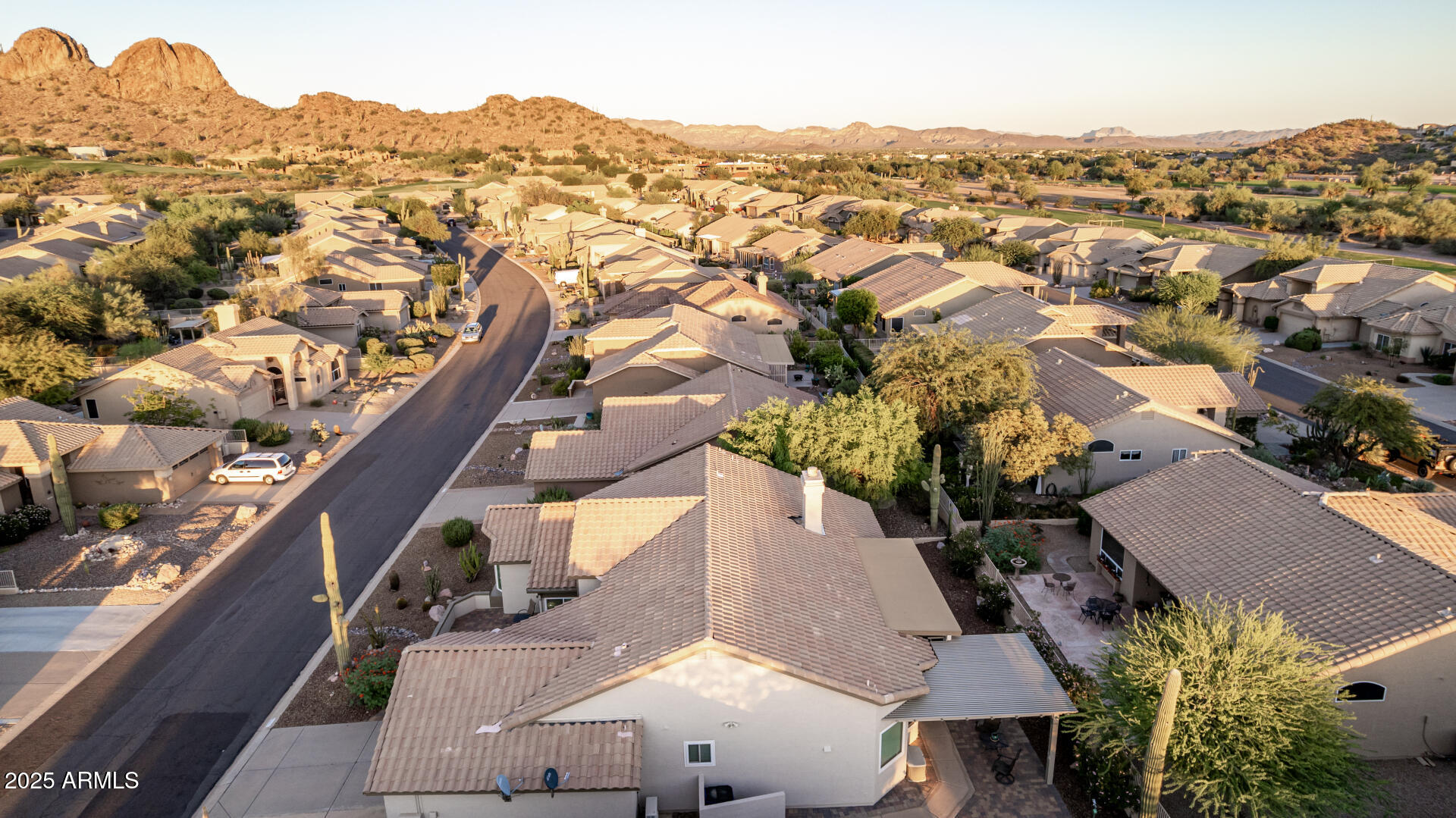 8807 E SAGUARO BLOSSOM Road
