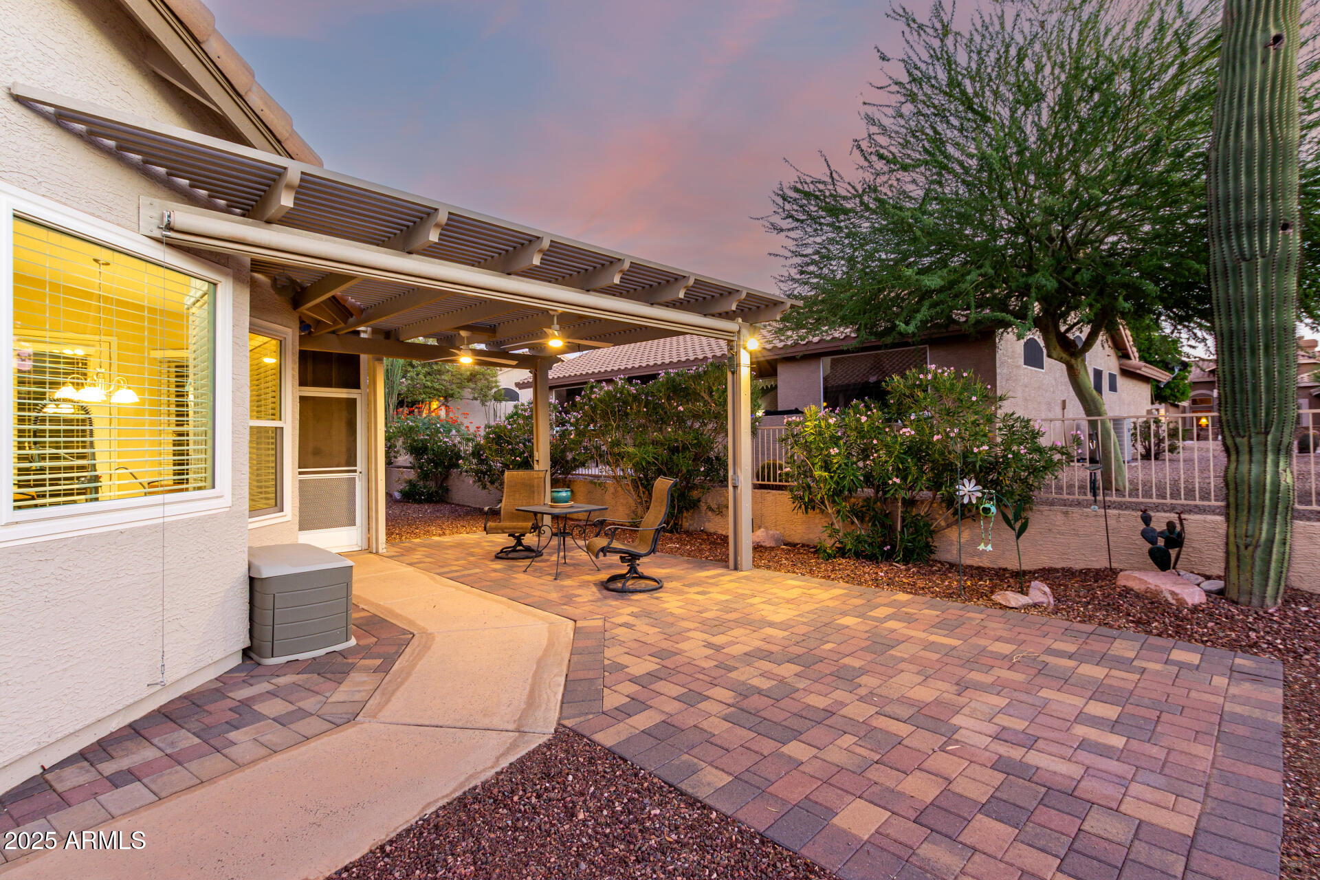 8807 E SAGUARO BLOSSOM Road