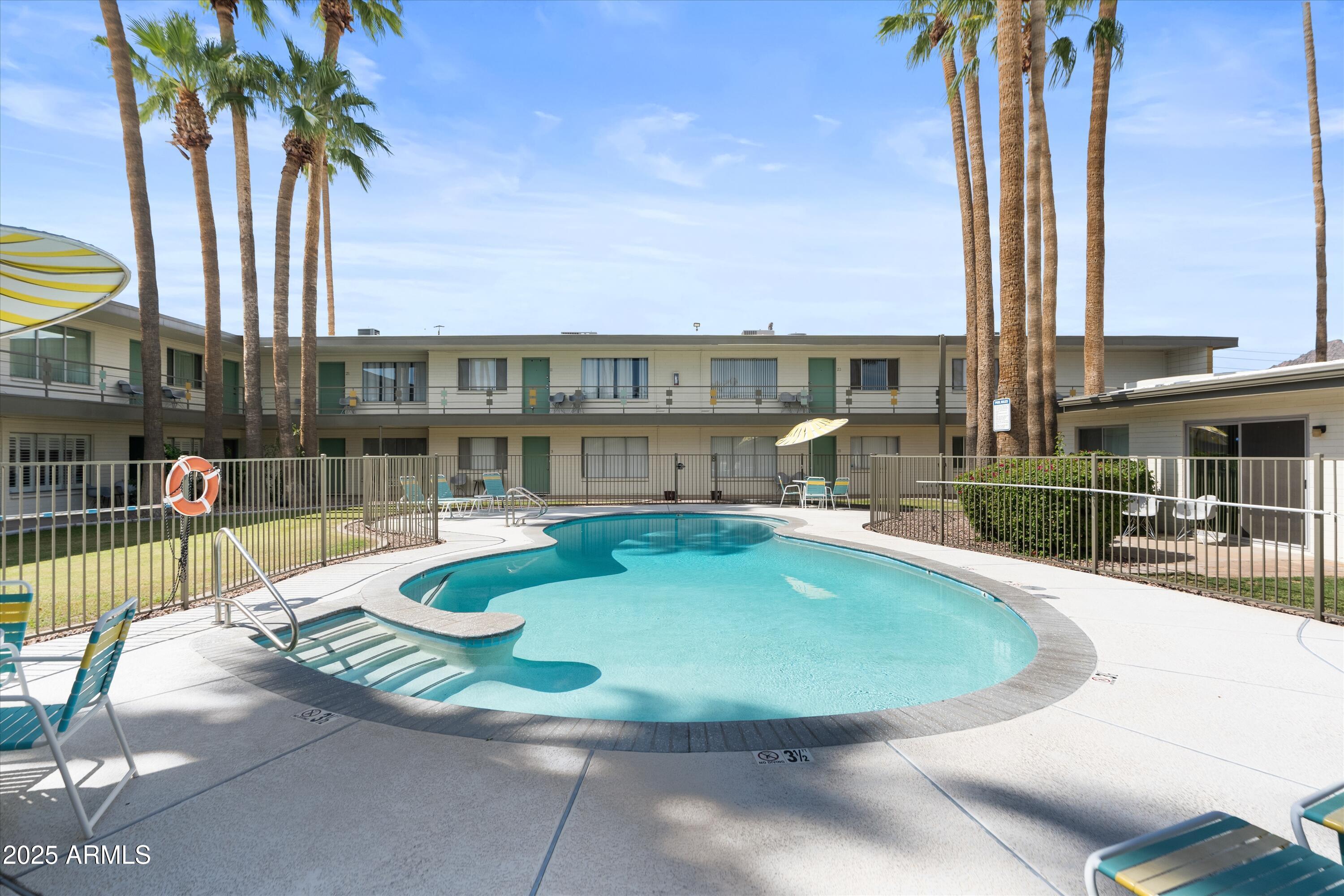 6805 E 2ND Street, 7