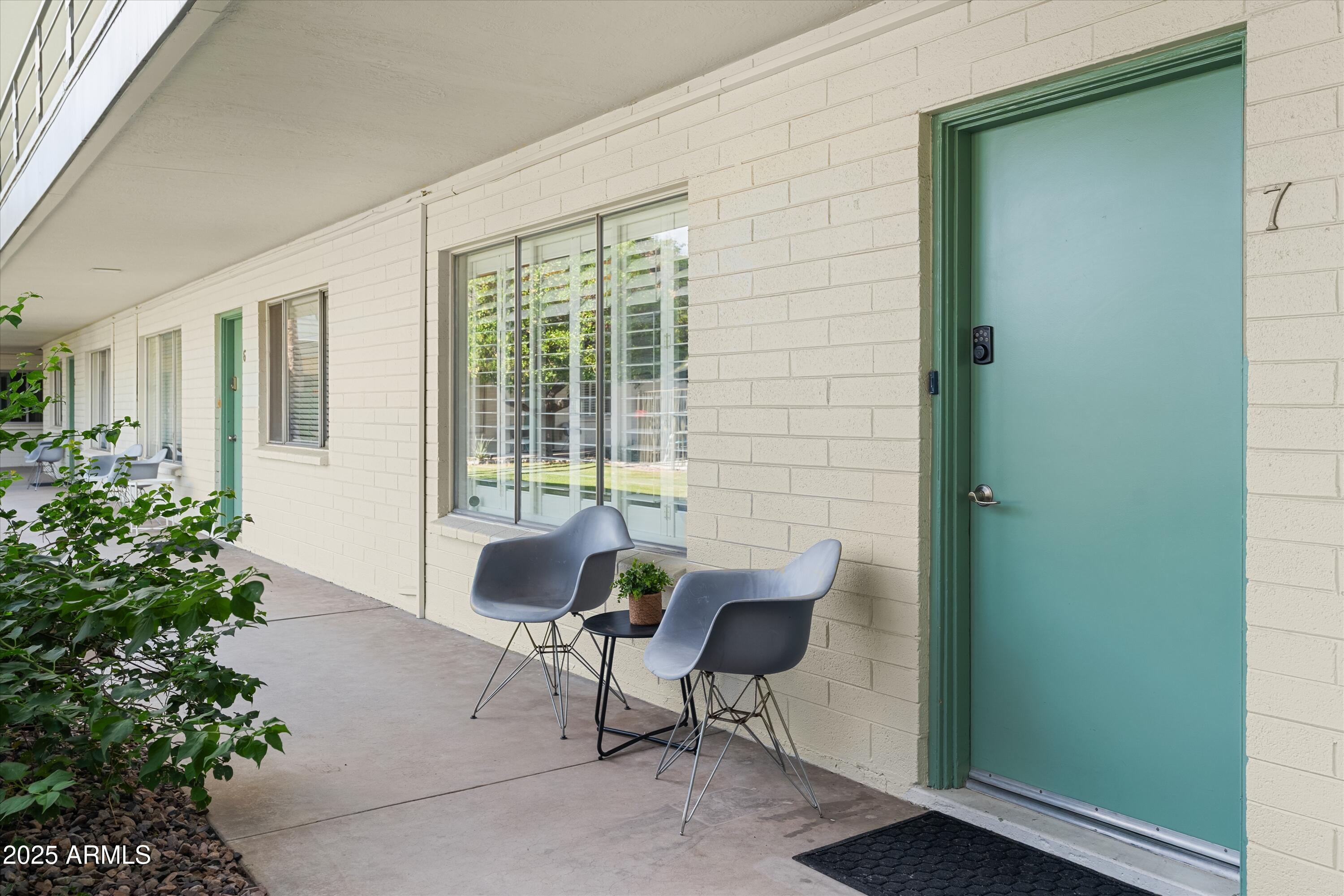 6805 E 2ND Street, 7