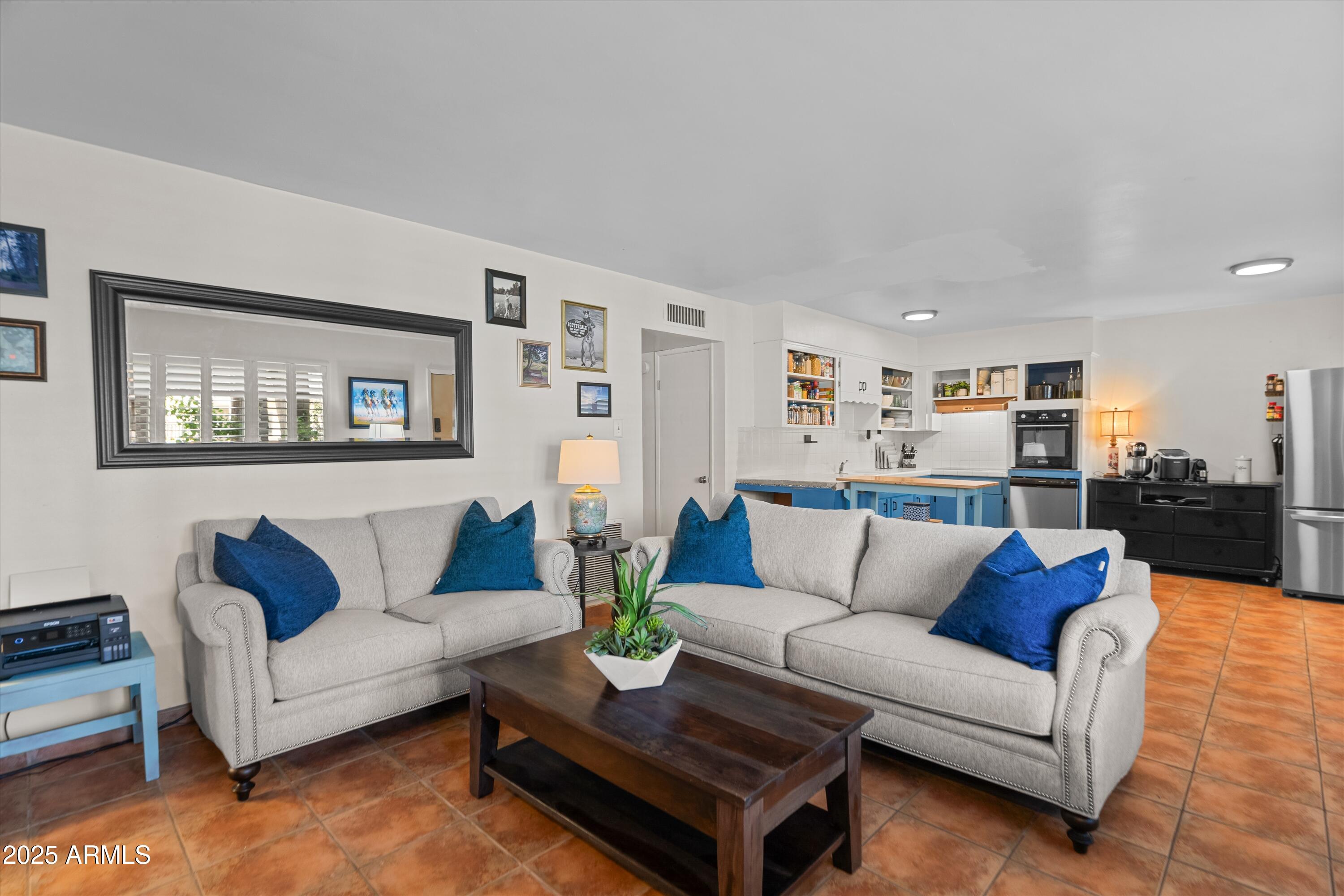 6805 E 2ND Street, 7