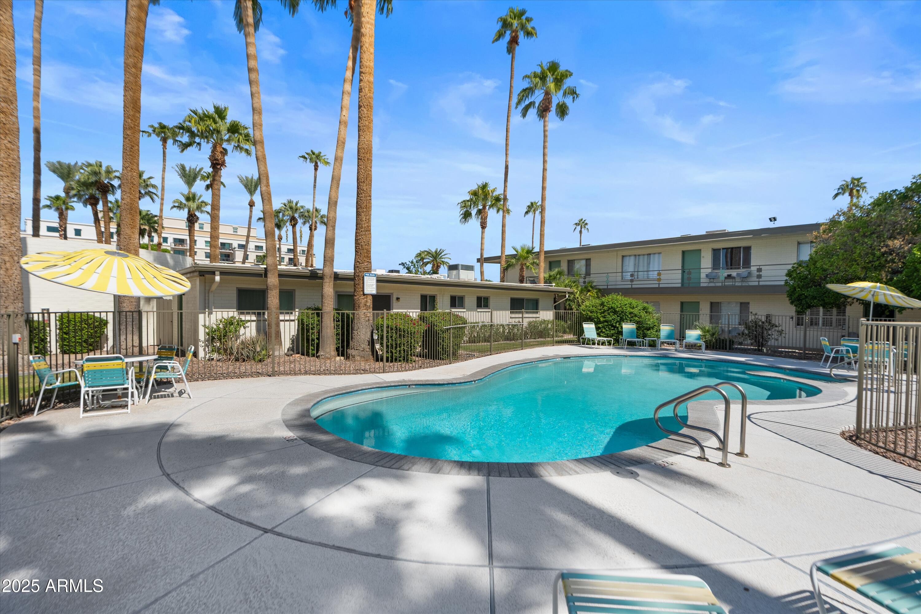 6805 E 2ND Street, 7