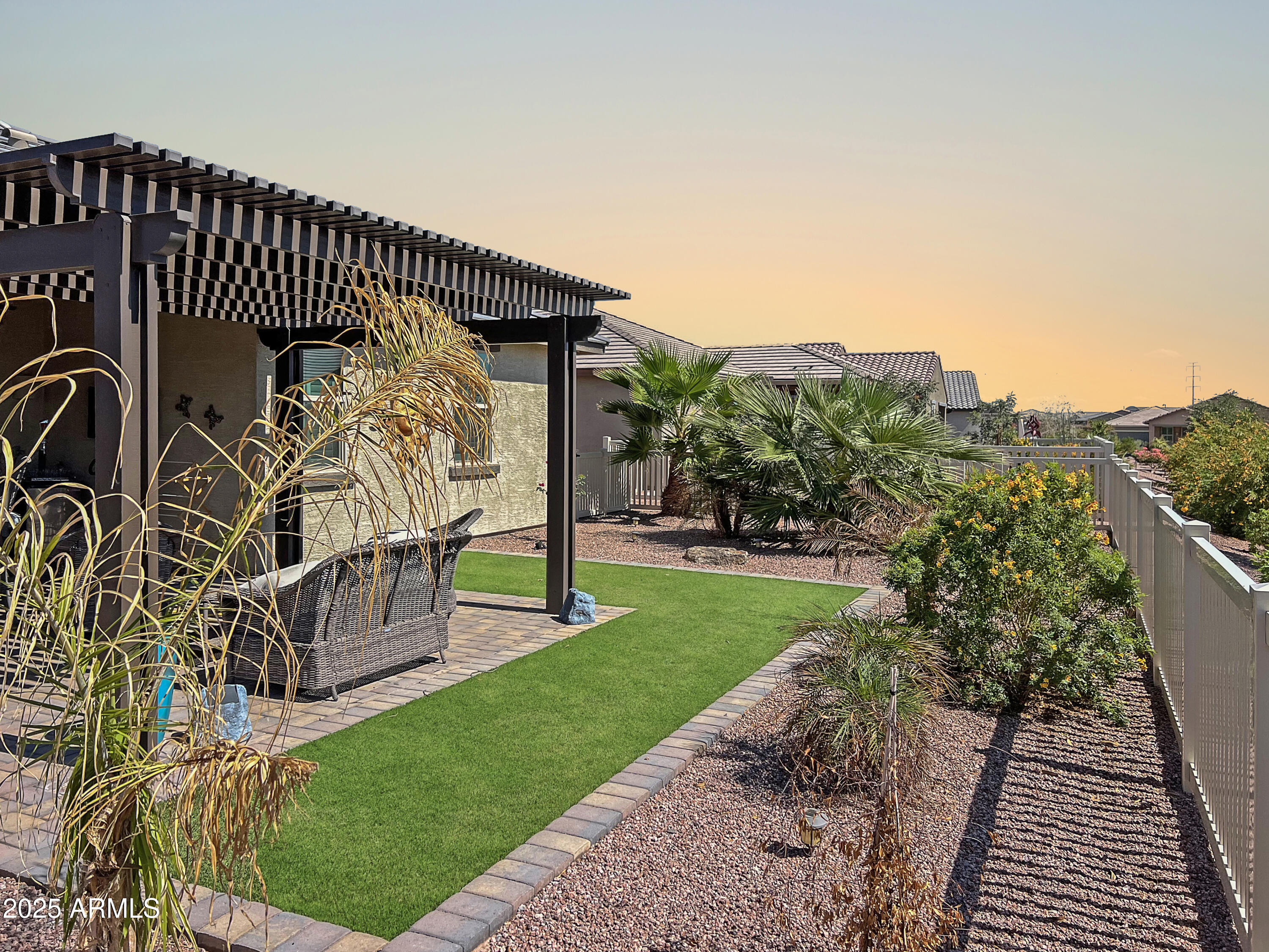 41767 W SAGEBRUSH Court