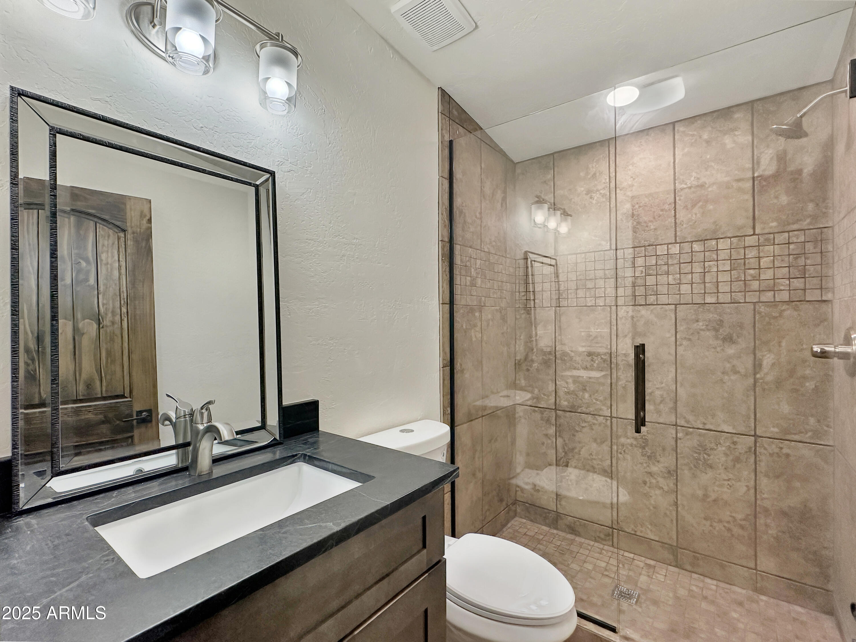 6770 W Arizona 89a, 51