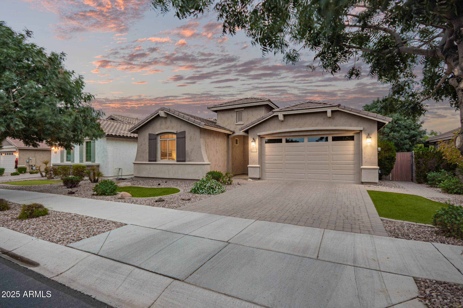 20702 E MOCKINGBIRD Drive