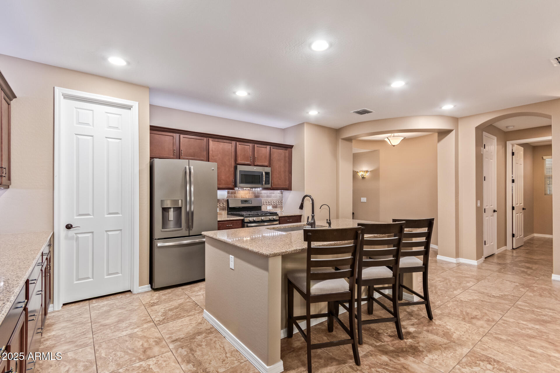 20702 E MOCKINGBIRD Drive