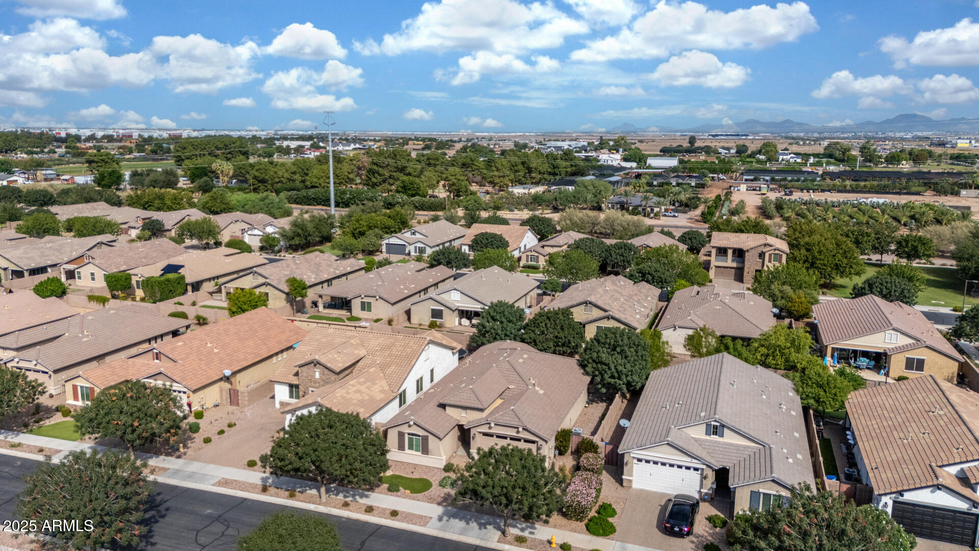 20702 E MOCKINGBIRD Drive