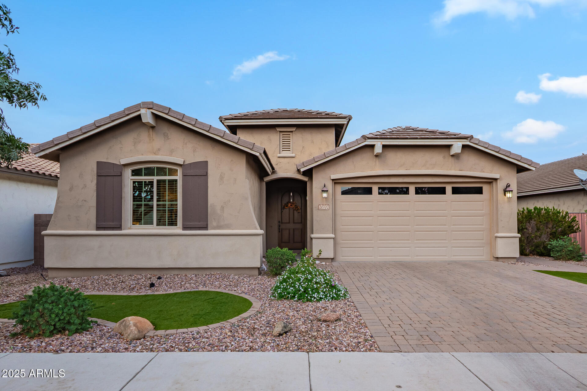 20702 E MOCKINGBIRD Drive