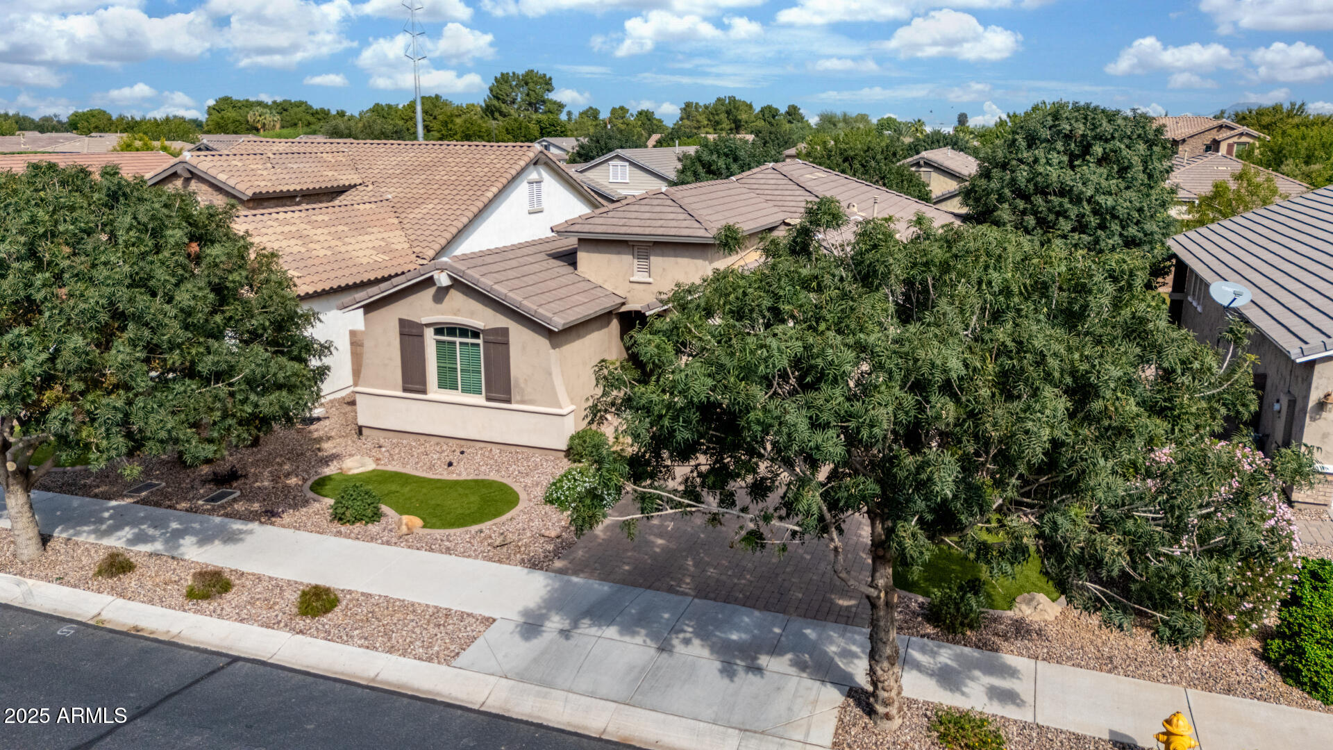 20702 E MOCKINGBIRD Drive