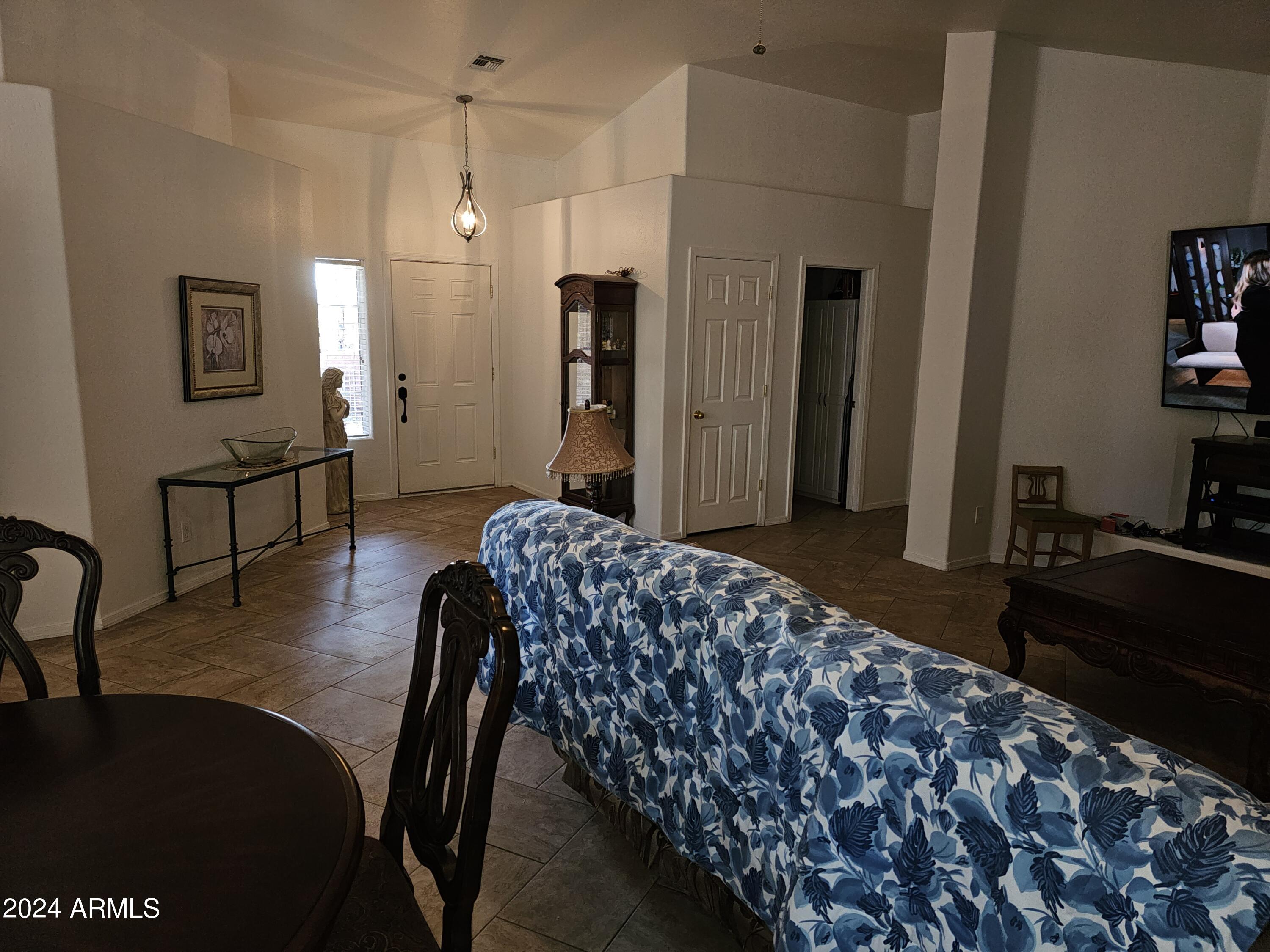 9934 E TWIN SPURS Lane