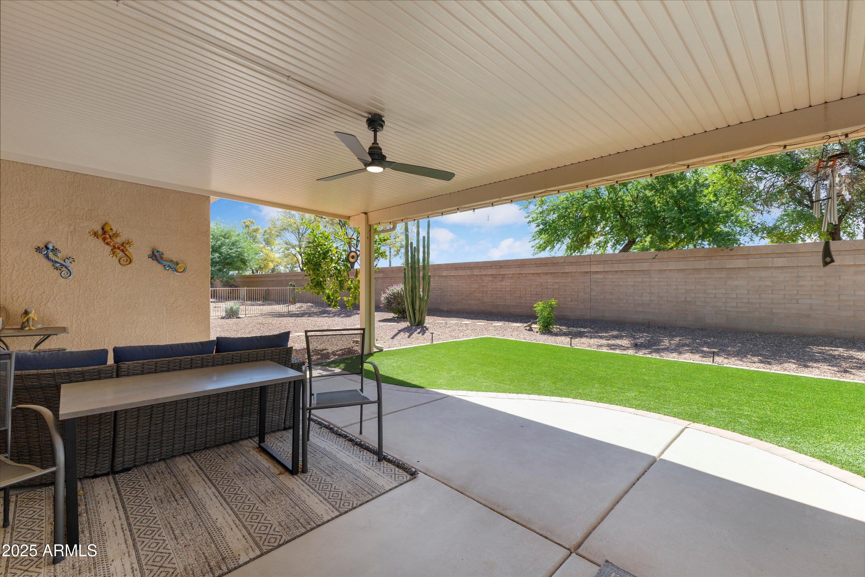 15403 W GUNSIGHT Drive