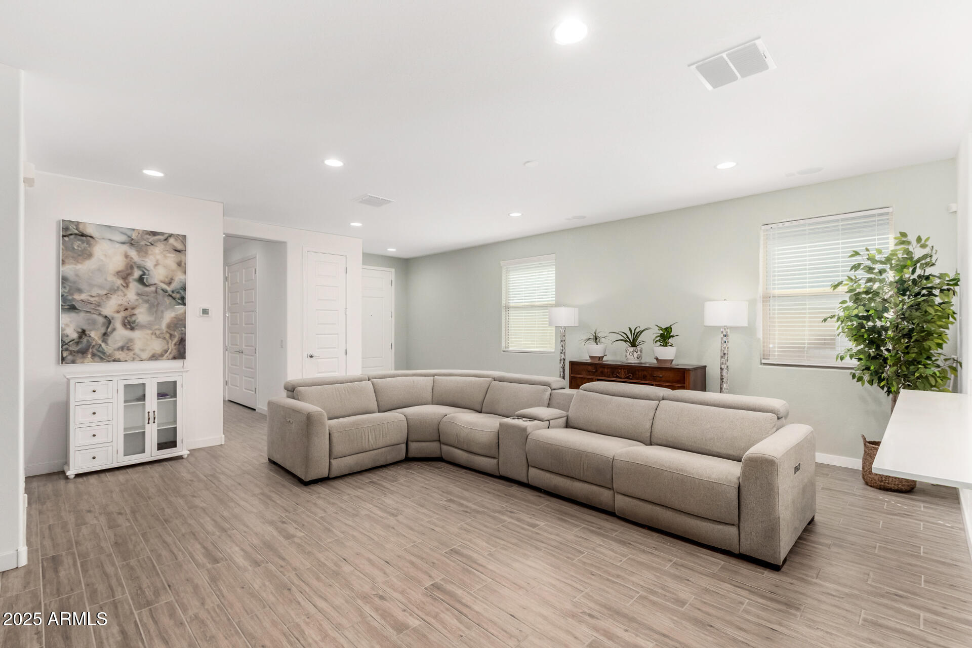 16852 W EVERGREEN Road