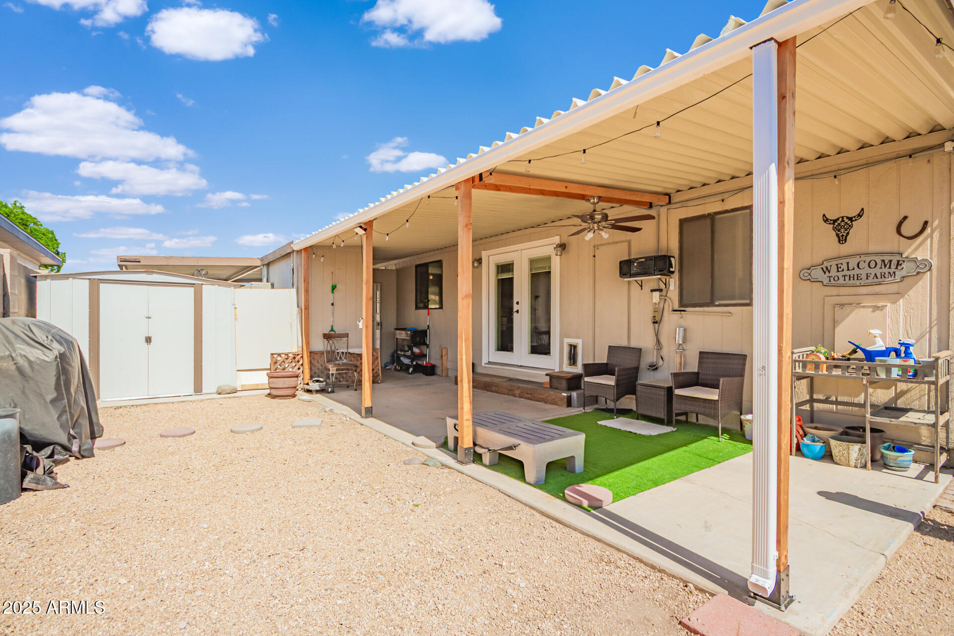 8601 N 103RD Avenue, 72