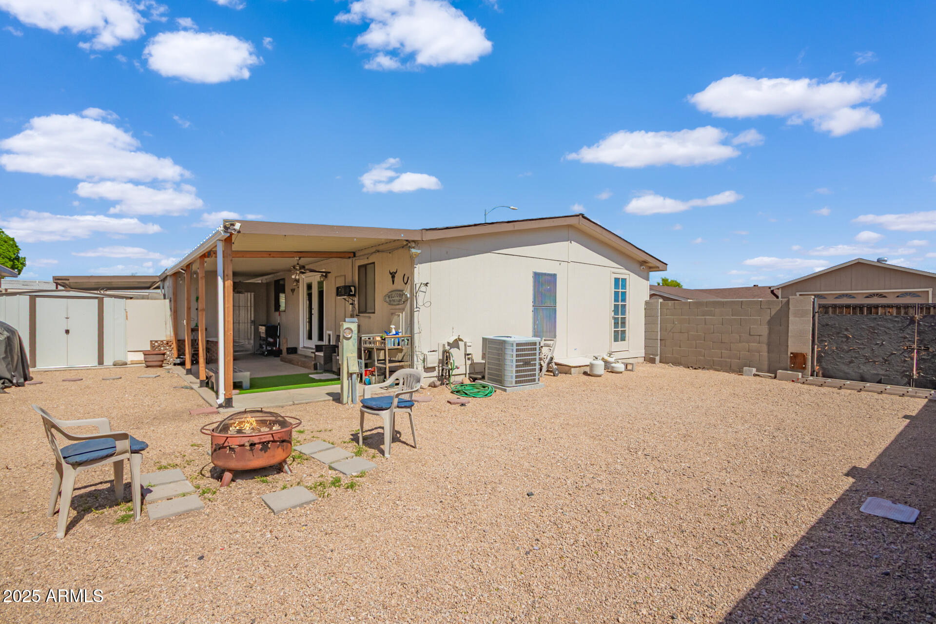 8601 N 103RD Avenue, 72