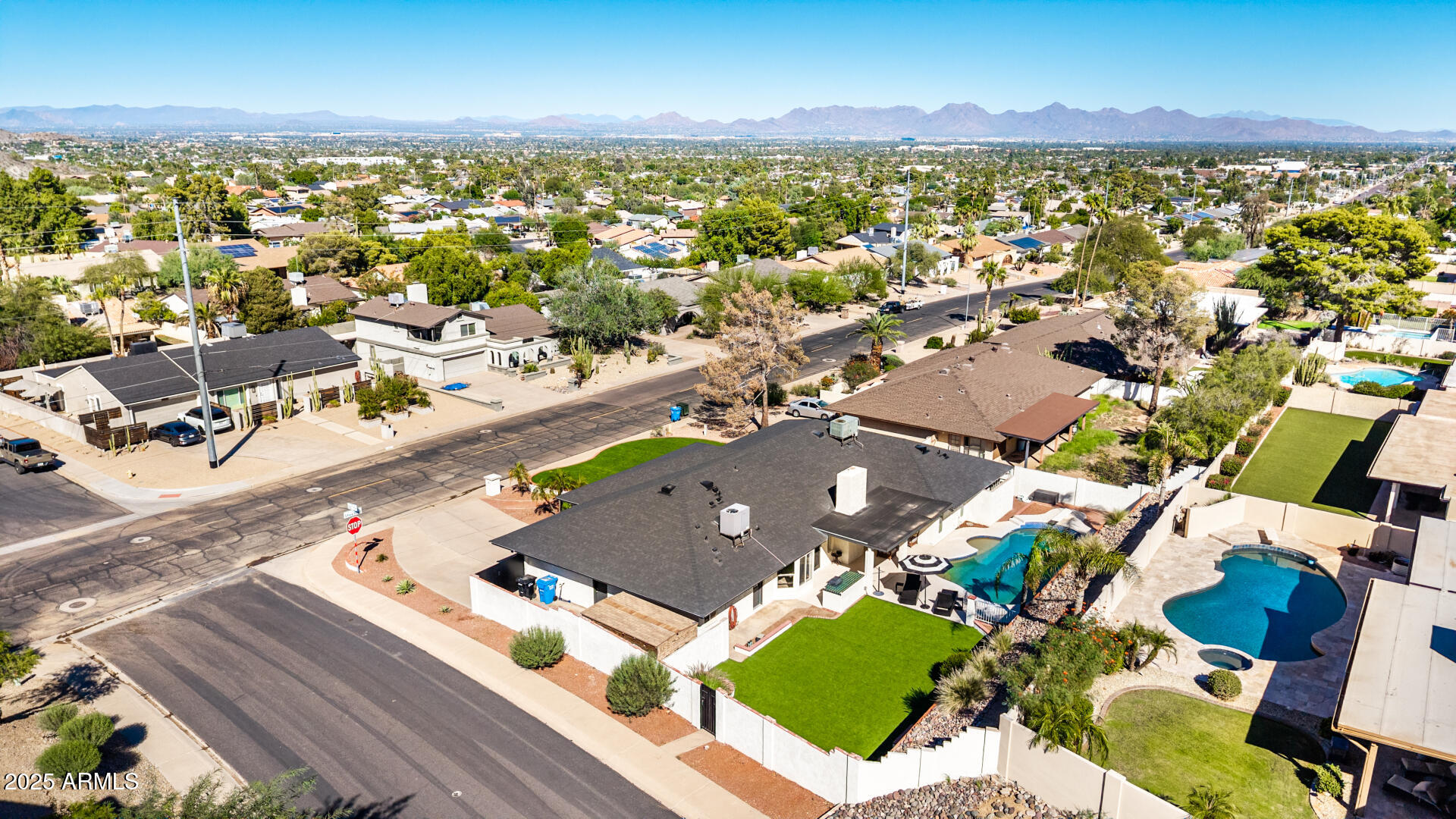 2201 E SHEA Boulevard