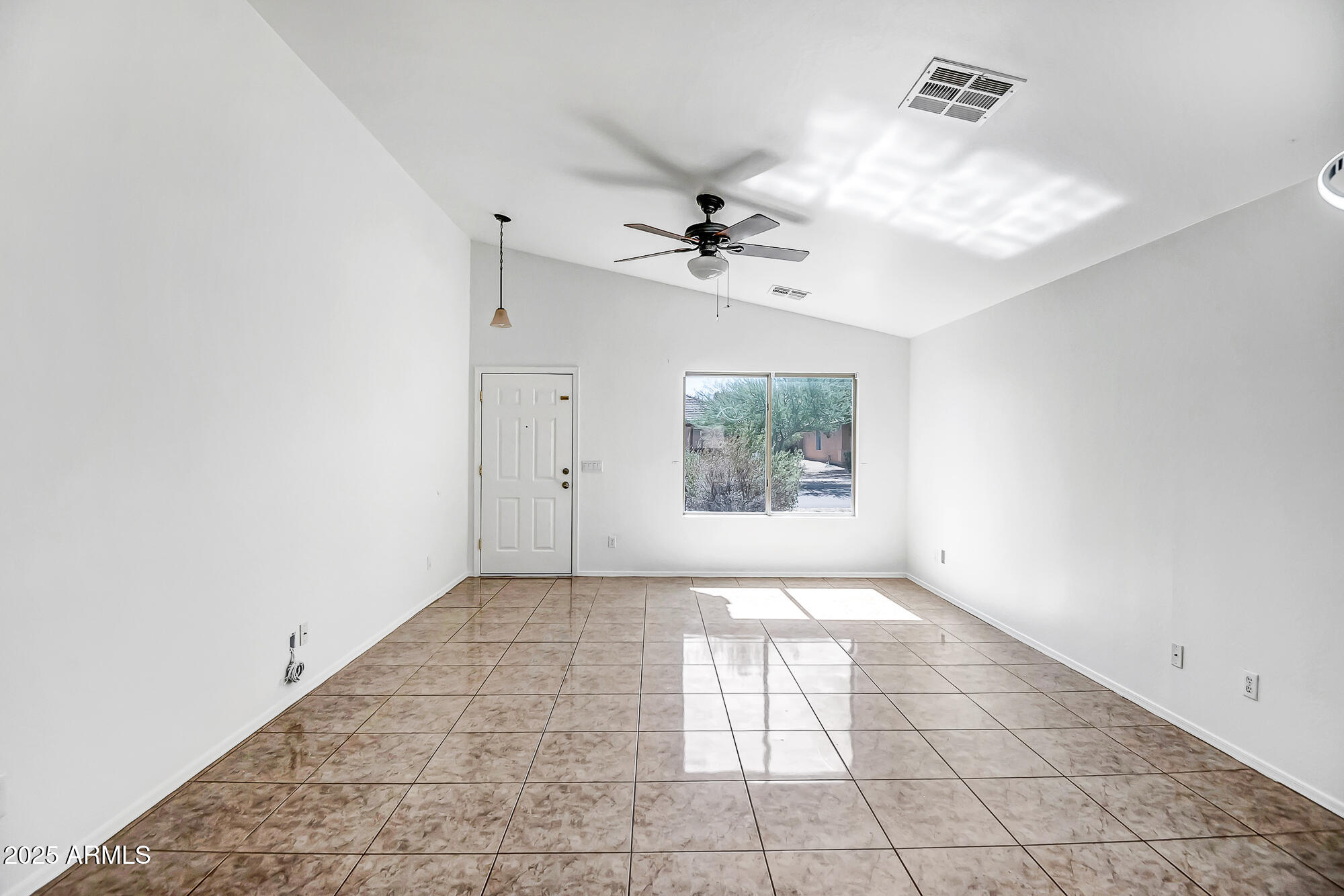 17224 W ELIZABETH Avenue