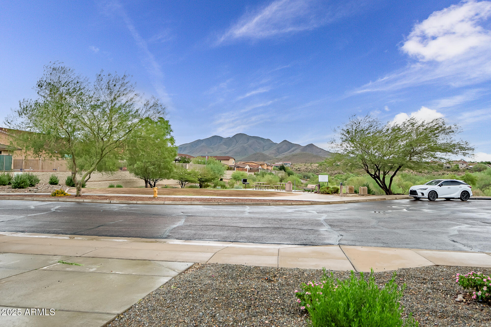 43416 N HUDSON Trail