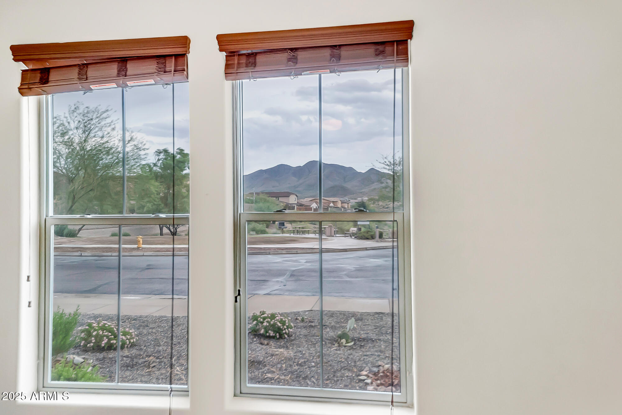 43416 N HUDSON Trail