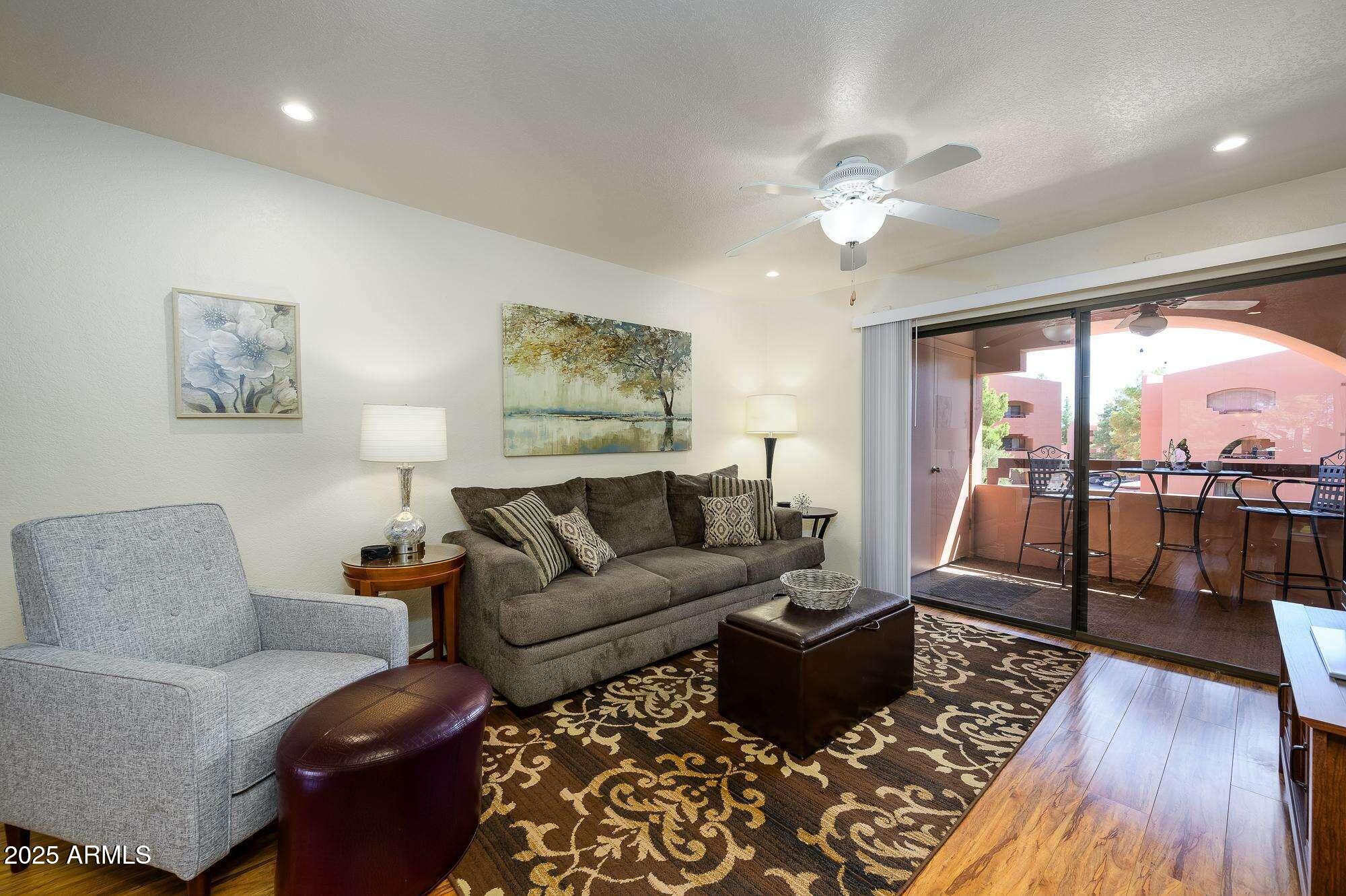 4303 E CACTUS Road S, 322, Phoenix Unit: 322