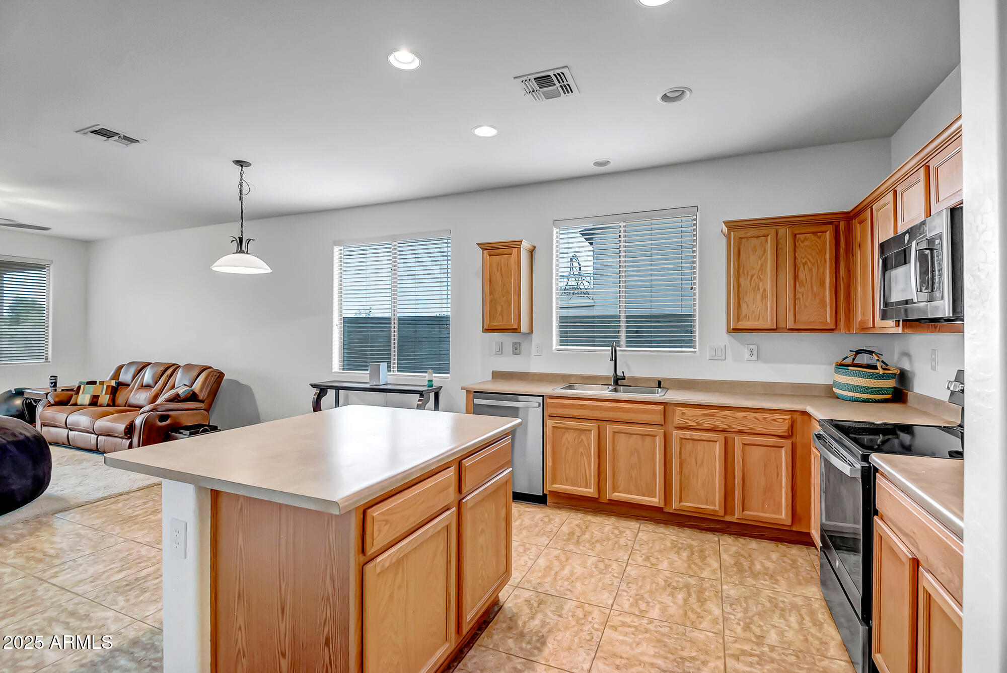 43103 N VISTA HILLS Drive, Anthem