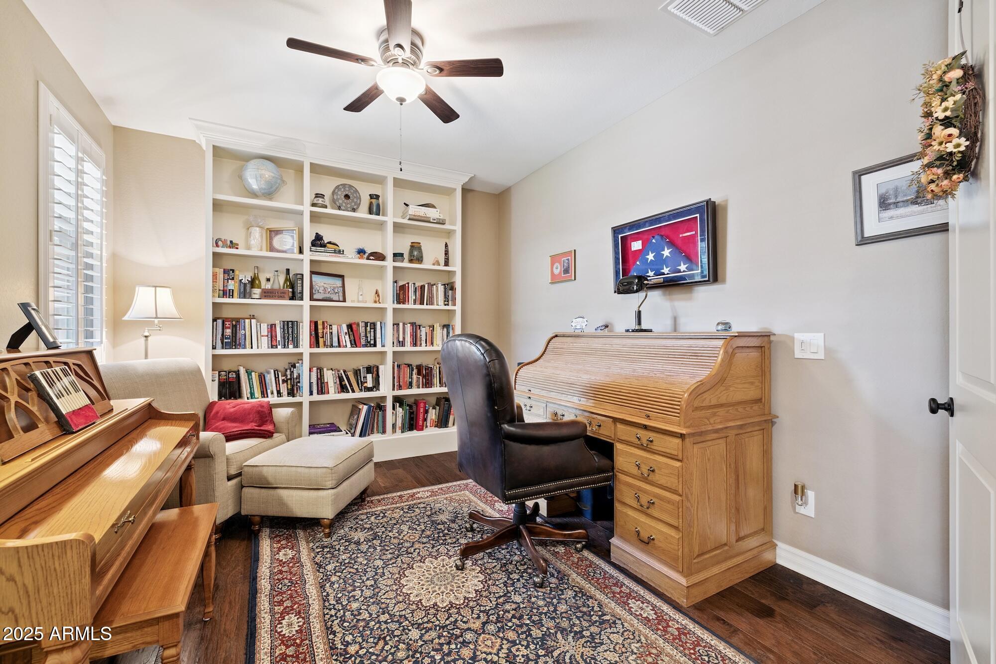 726 W TALLOW TREE Avenue, San Tan Valley