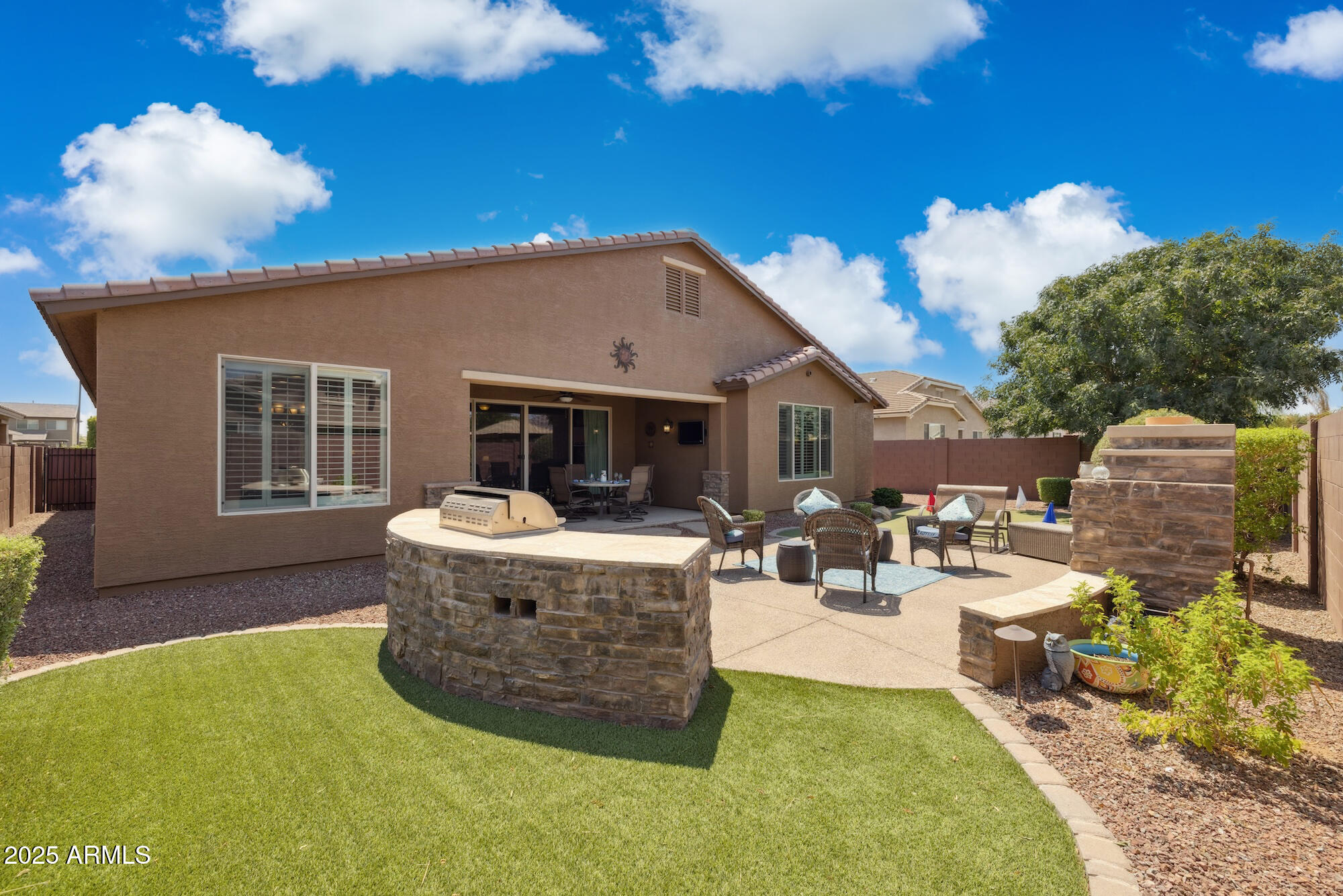 726 W TALLOW TREE Avenue, San Tan Valley