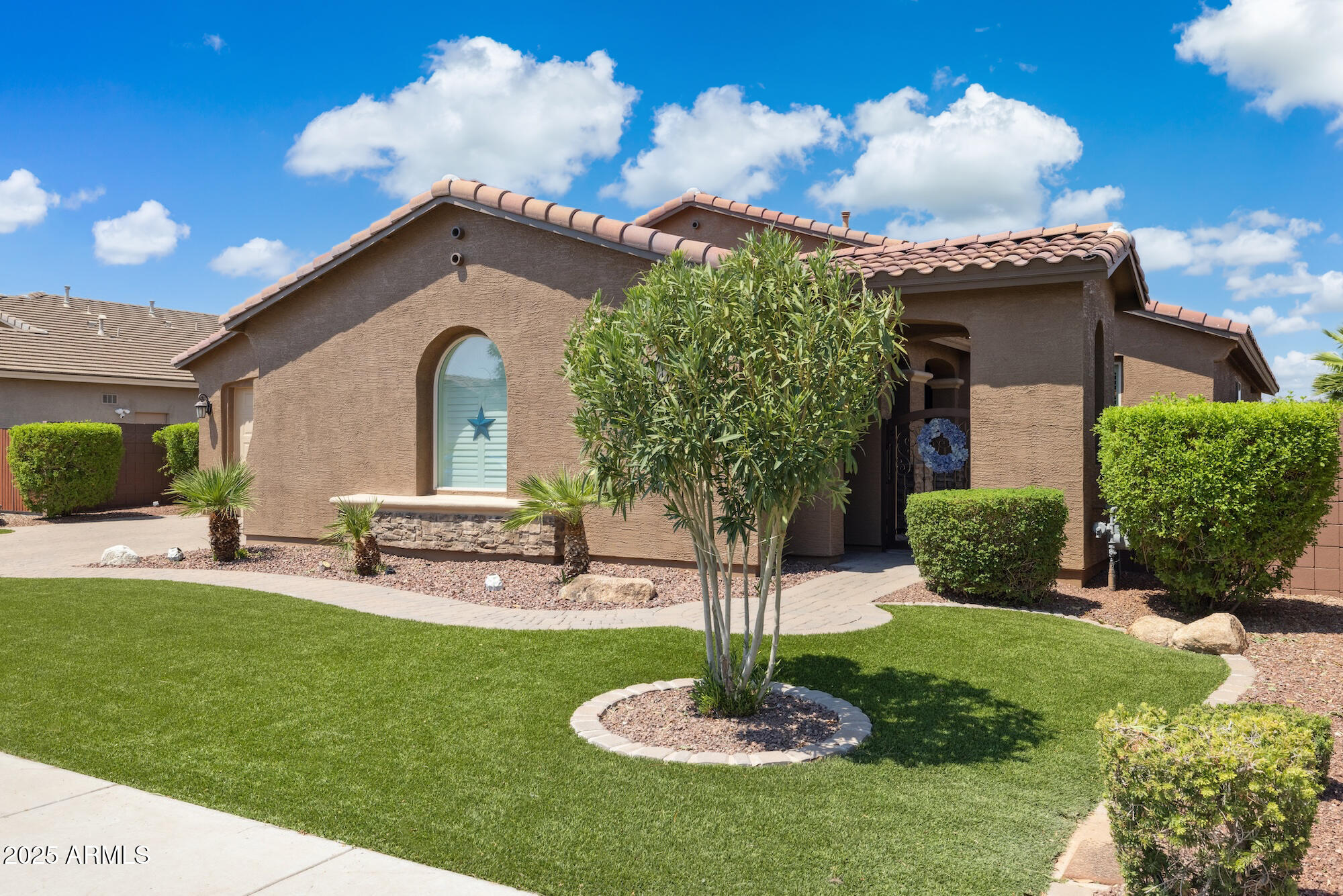 726 W TALLOW TREE Avenue, San Tan Valley
