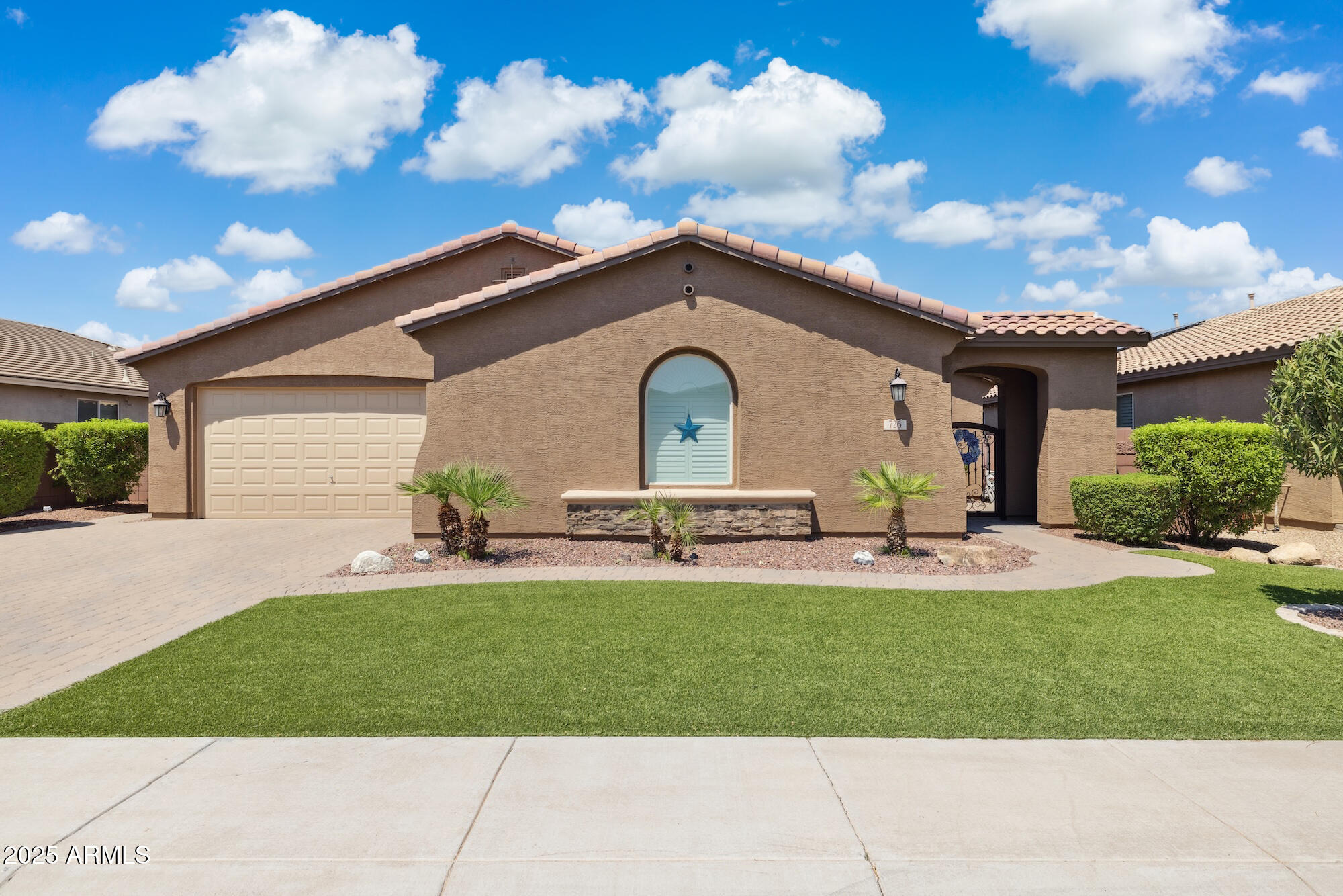 726 W TALLOW TREE Avenue, San Tan Valley