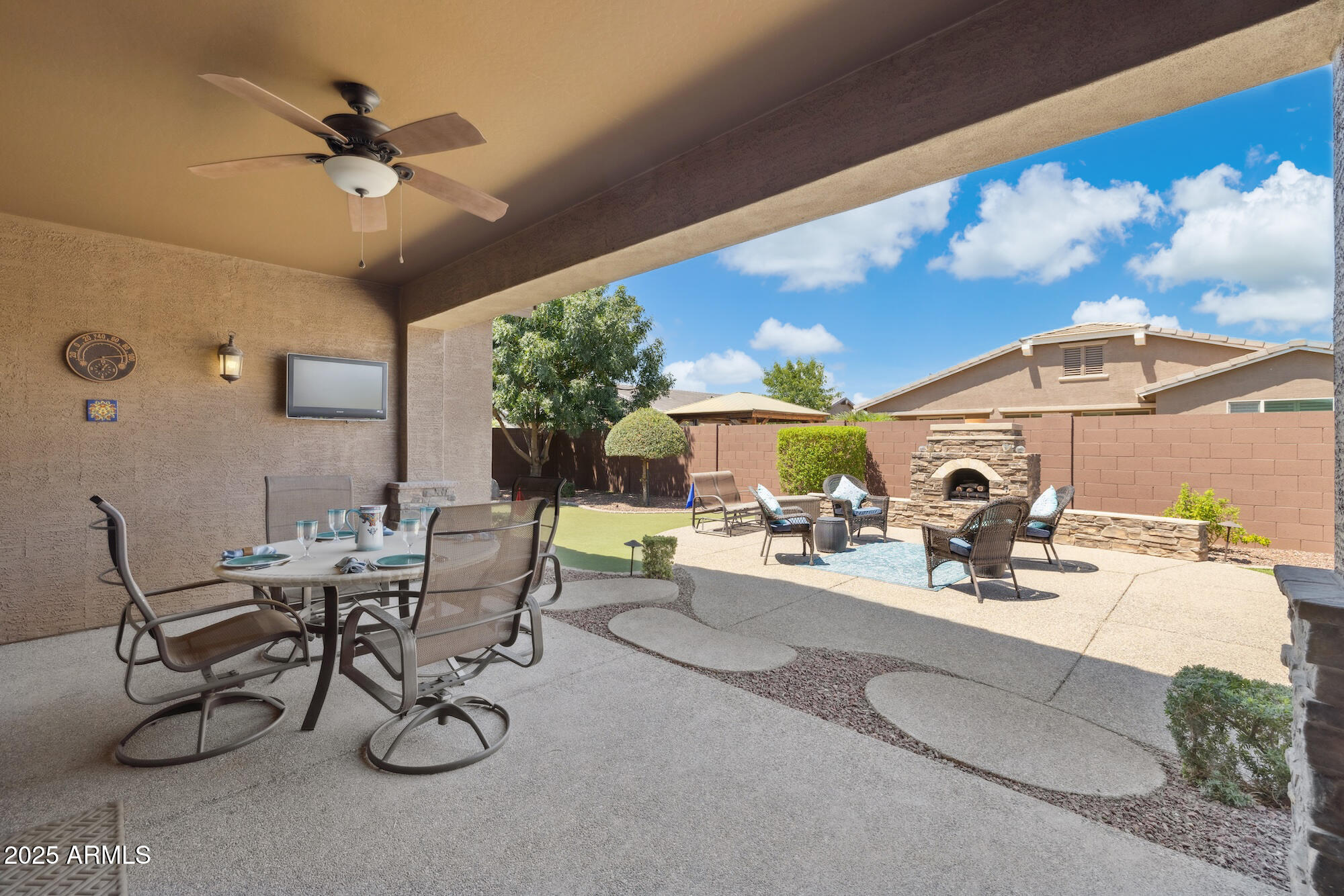 726 W TALLOW TREE Avenue, San Tan Valley