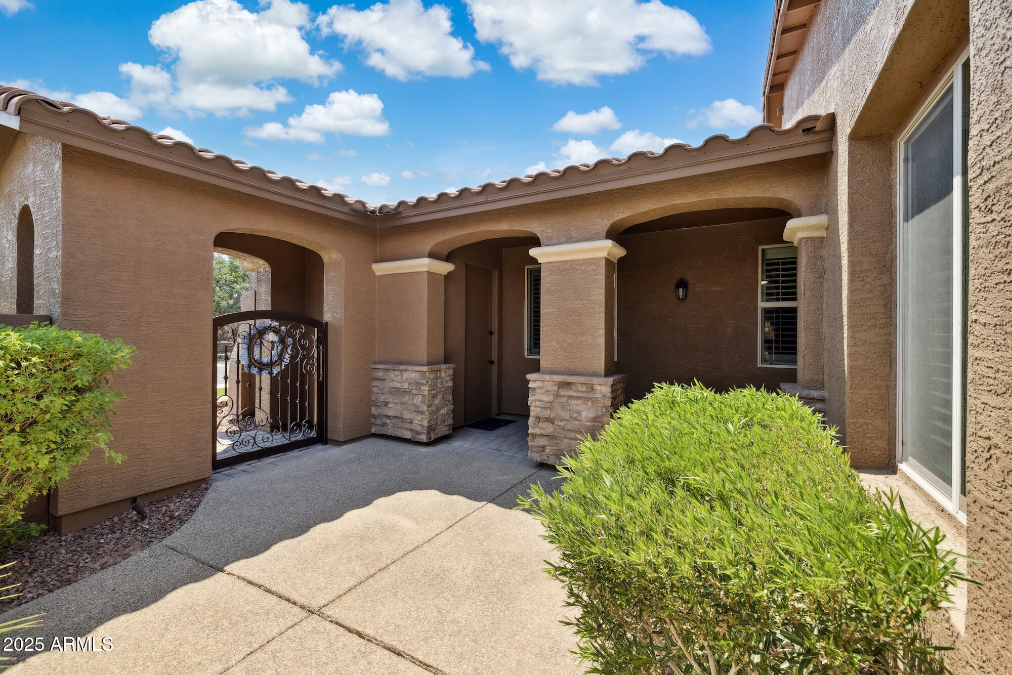726 W TALLOW TREE Avenue, San Tan Valley
