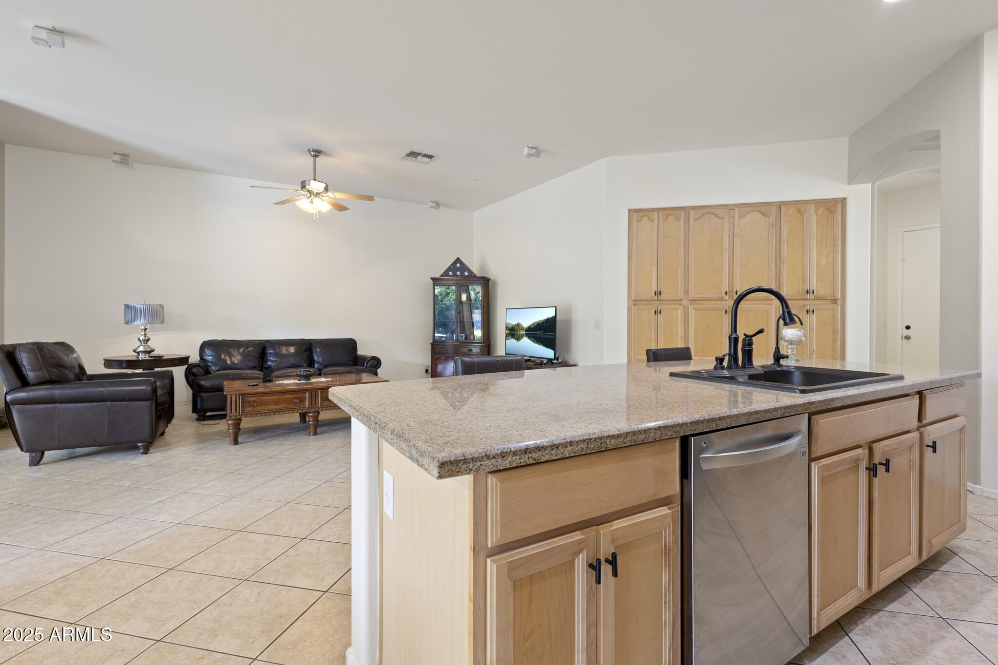 4609 W CHALLENGER Trail