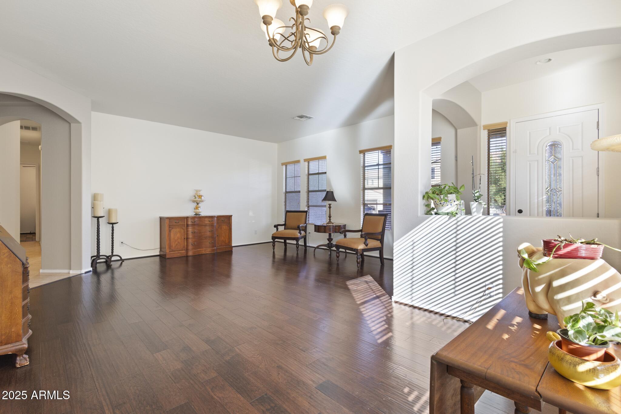 4609 W CHALLENGER Trail