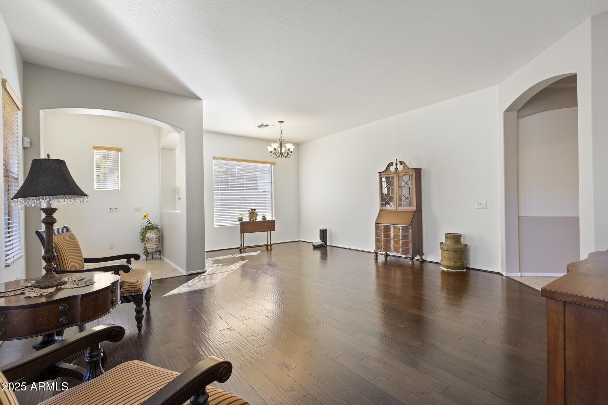 4609 W CHALLENGER Trail