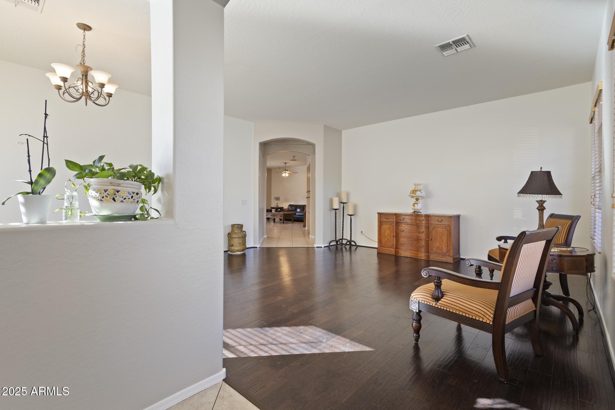 4609 W CHALLENGER Trail