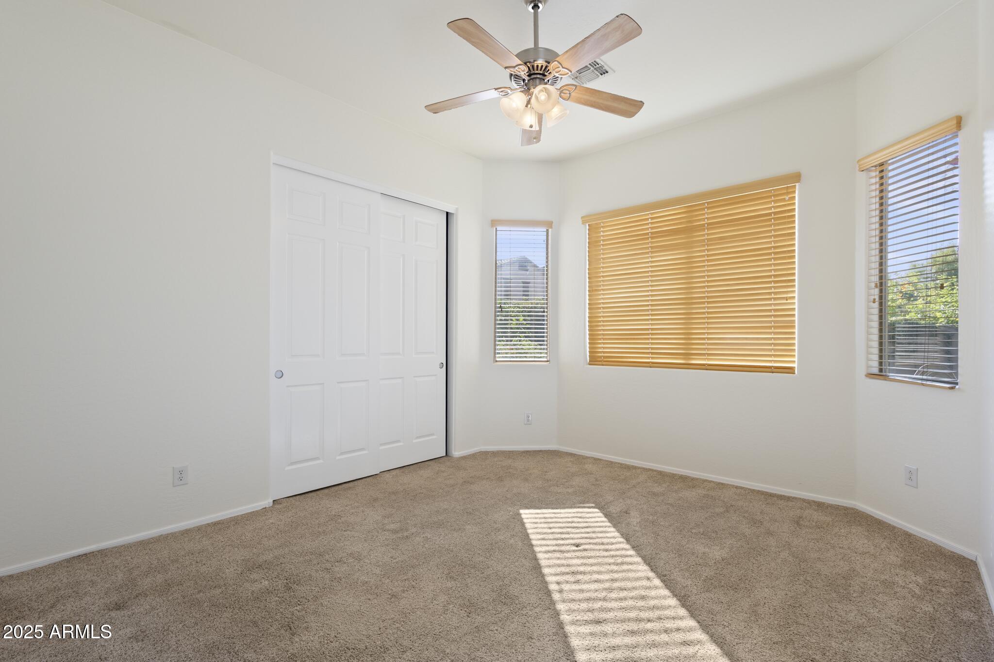 4609 W CHALLENGER Trail