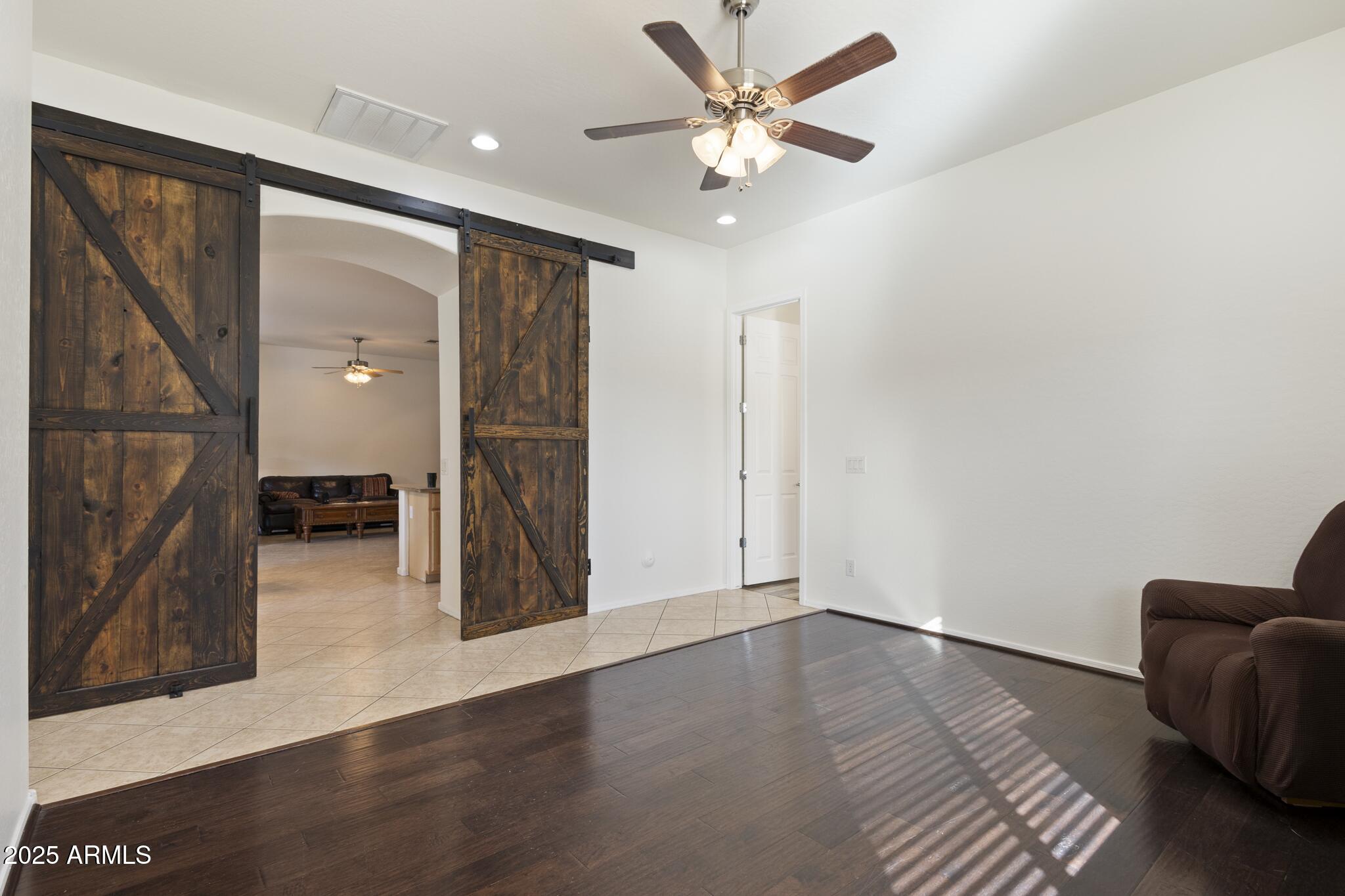 4609 W CHALLENGER Trail